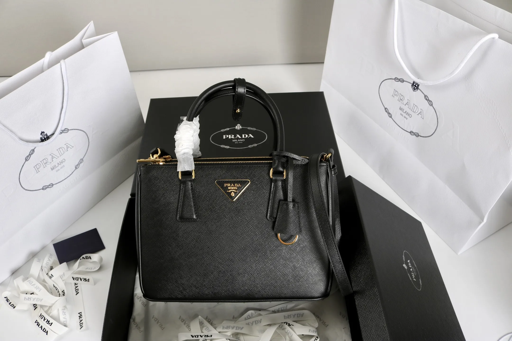 Alternative view of Prada Galleria medium Saffiano leather bag 1BA863