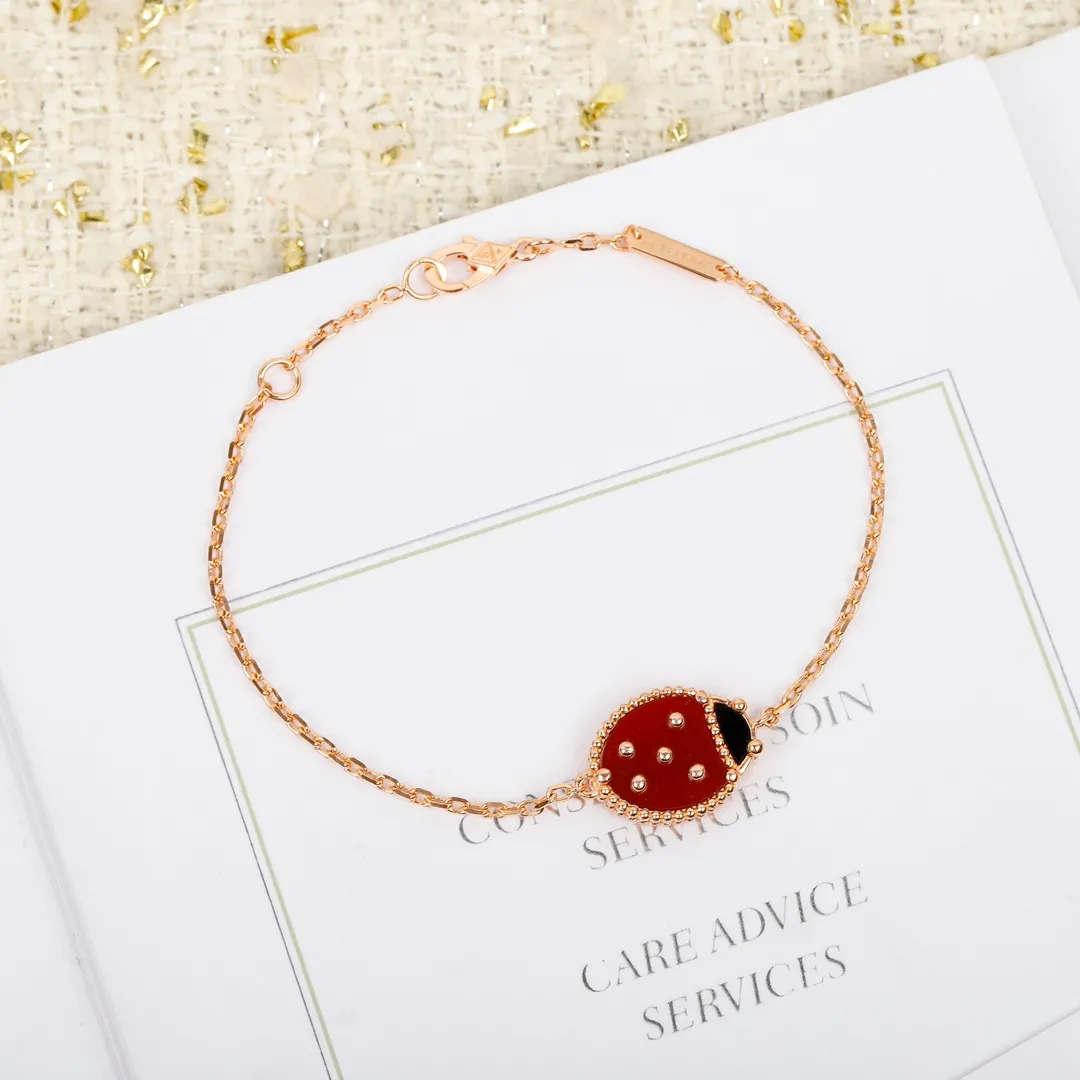 Van Cleef & Arpels Lucky Spring bracelet, closed wings ladybug VCARP7R000 - Image 2