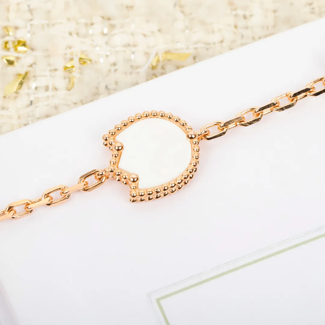 Van Cleef & Arpels Lucky Spring bracelet, 5 motifs VCARP7RR00 - Image 6