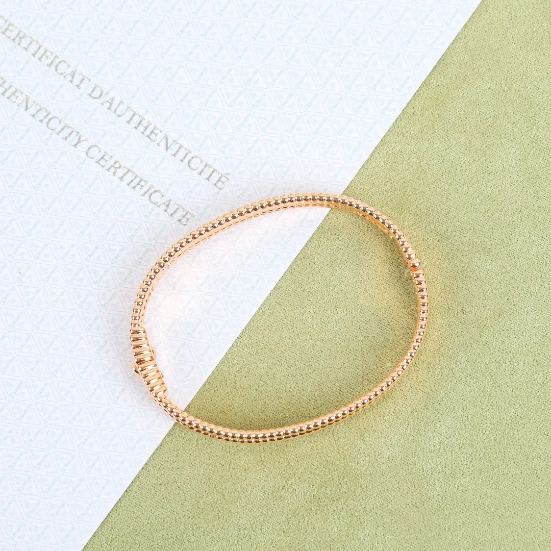 Van Cleef & Arpels Perlée signature bracelet, medium model VCARP3K700 - 图片 4
