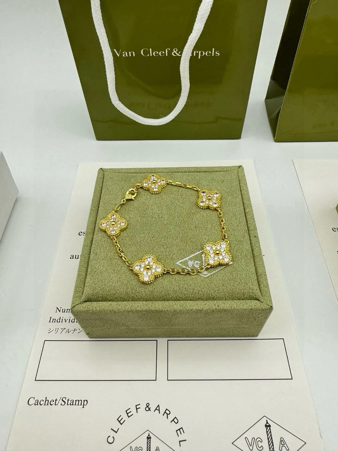 Van Cleef & Arpels Vintage Alhambra bracelet, 5 motifs VCARA41400 - 图片 9