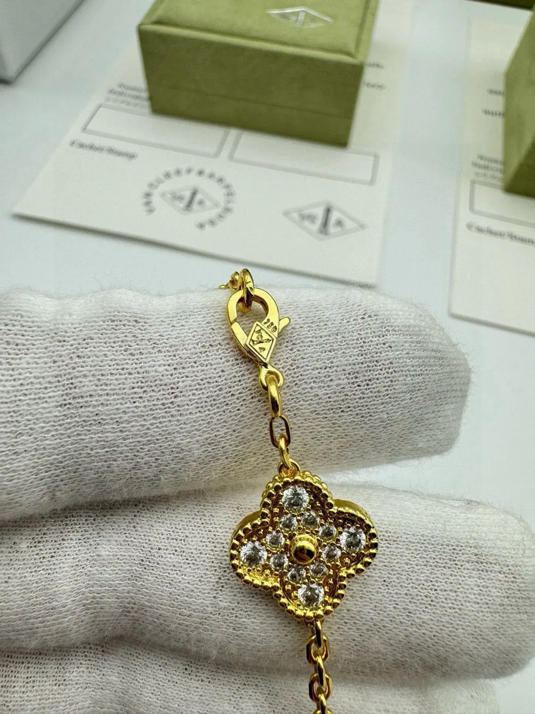Van Cleef & Arpels Vintage Alhambra bracelet, 5 motifs VCARA41400 - 图片 11