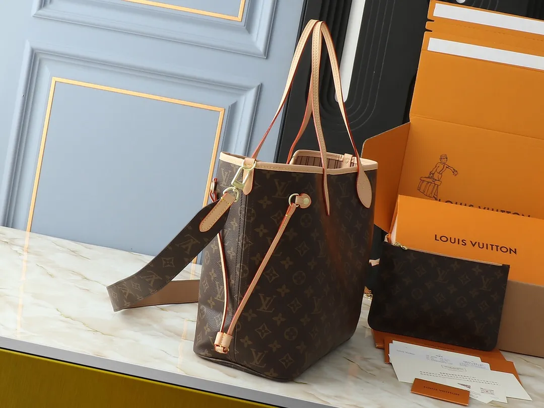 Alternative view of Louis Vuitton Neverfull Bandouli??re Inside Out MM Tote Bag Beige Interior