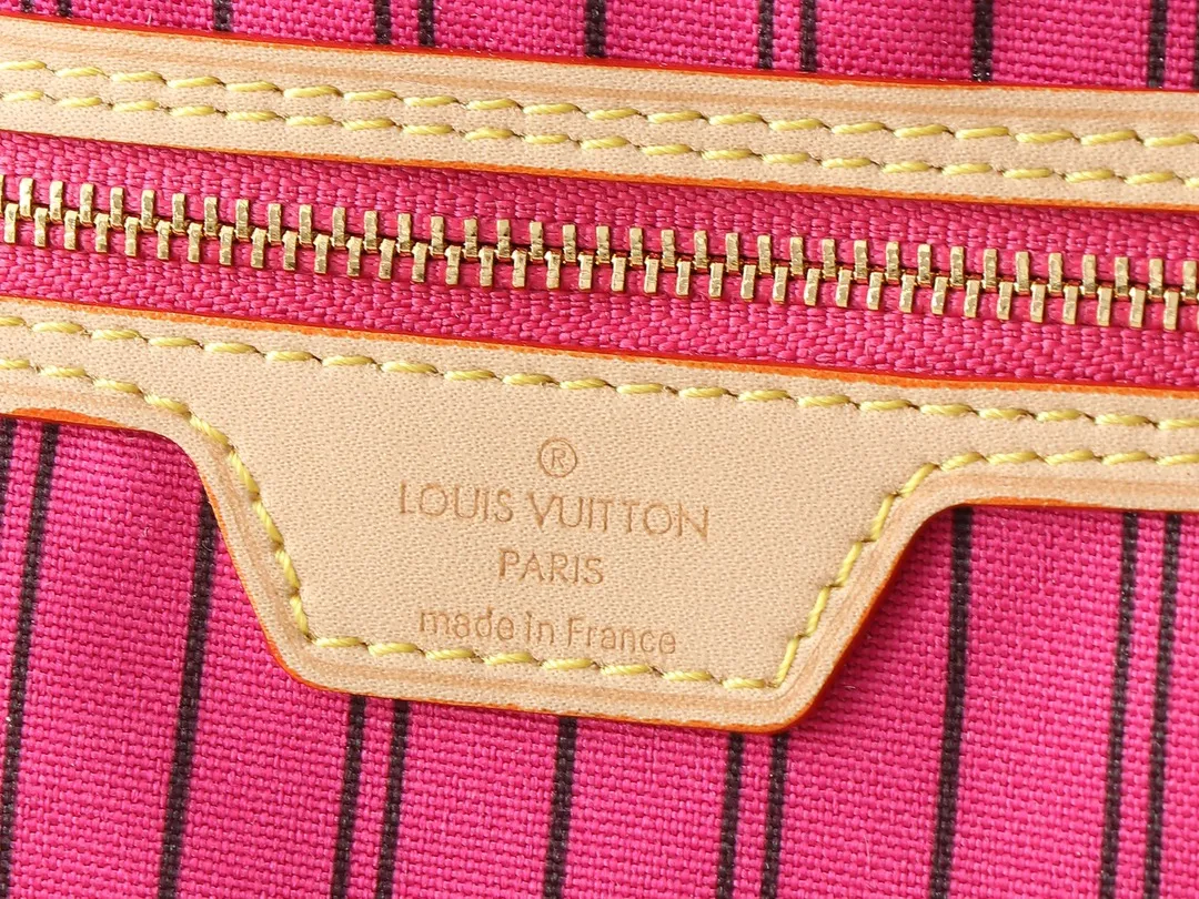 Louis Vuitton Neverfull Bandouli??re Inside Out MM Tote Bag Pink Interior - 图片 8