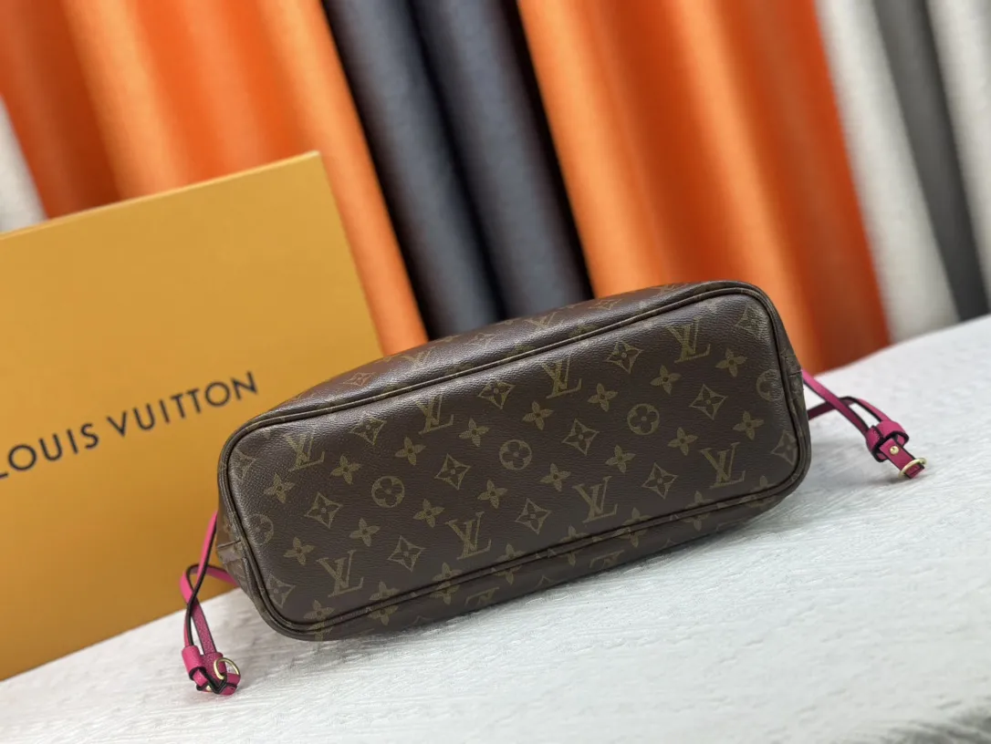 Louis Vuitton Neverfull Inside Out MM Tote Bag Monogram Pink Leather - Image 4
