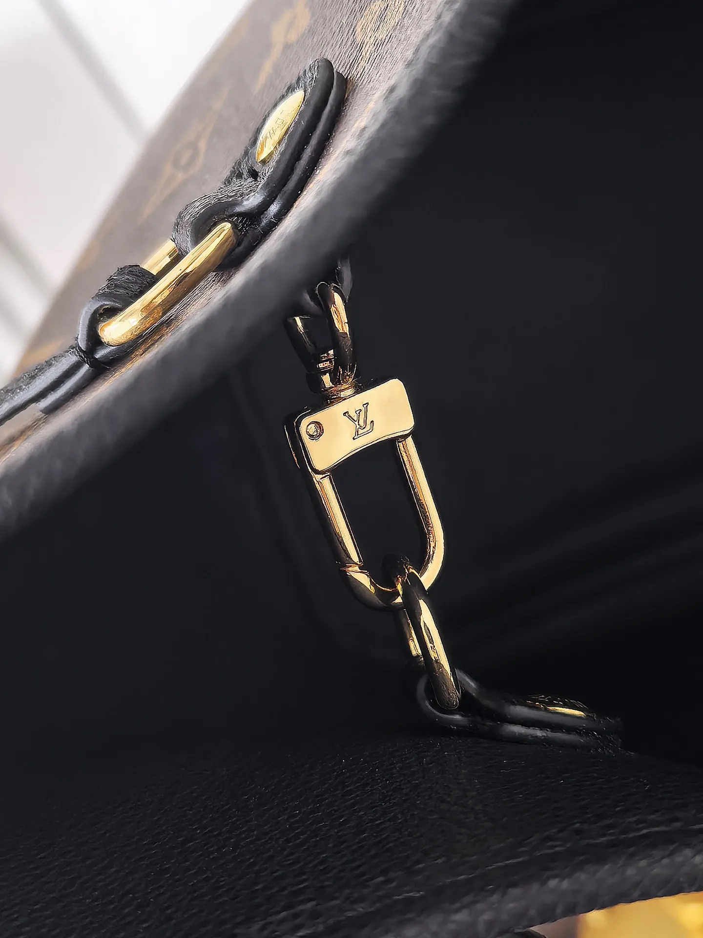 Louis Vuitton Neverfull Inside Out MM Tote Bag Monogram Black Leather - 图片 7