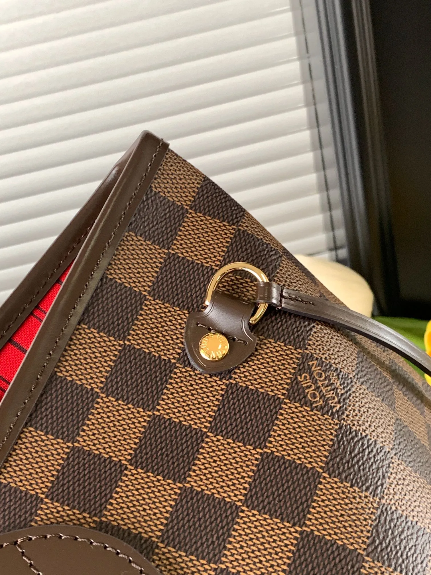 Louis Vuitton Neverfull MM Tote Bag Damier Ebene Canvas with Red Interior - 图片 6
