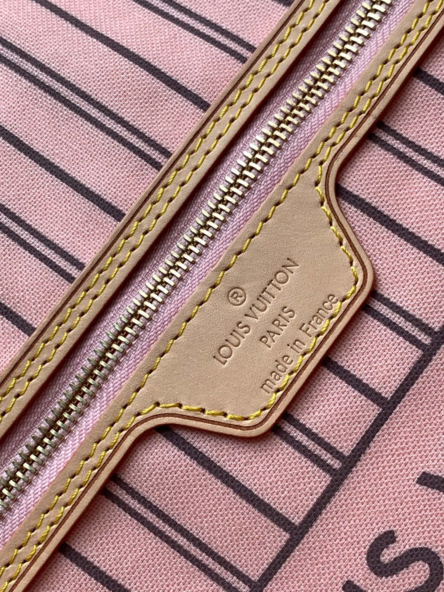 Louis Vuitton Neverfull MM Tote Bag Monogram Canvas with Pink Interior - 图片 9