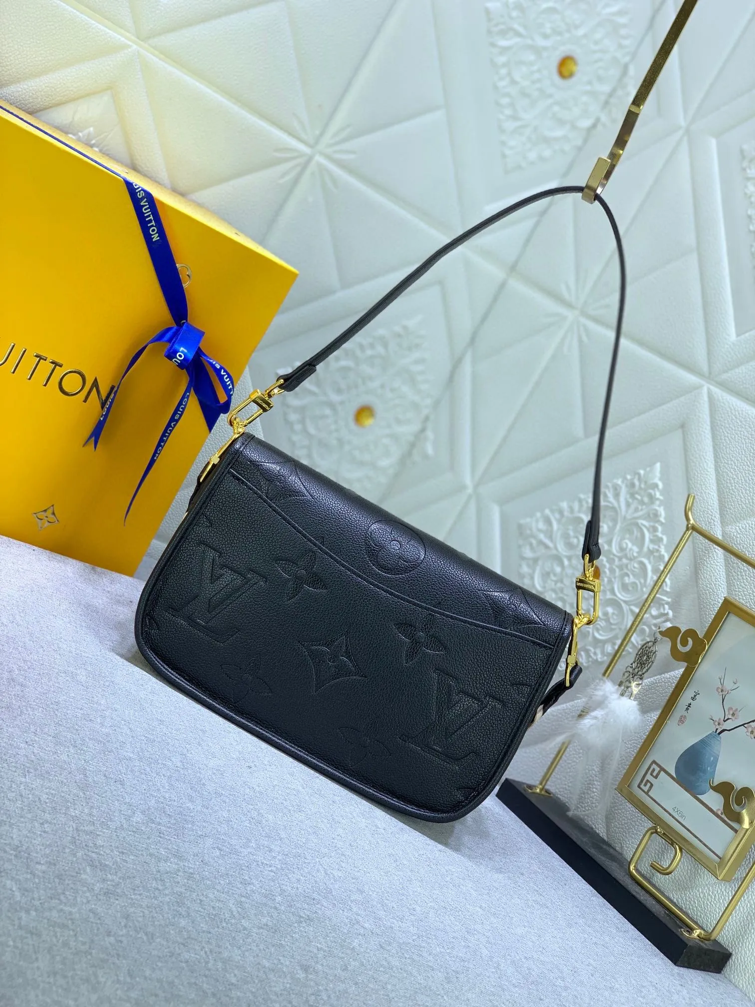 Louis Vuitton Nano Diane Bag Monogram Empreinte Black Leather - 图片 3
