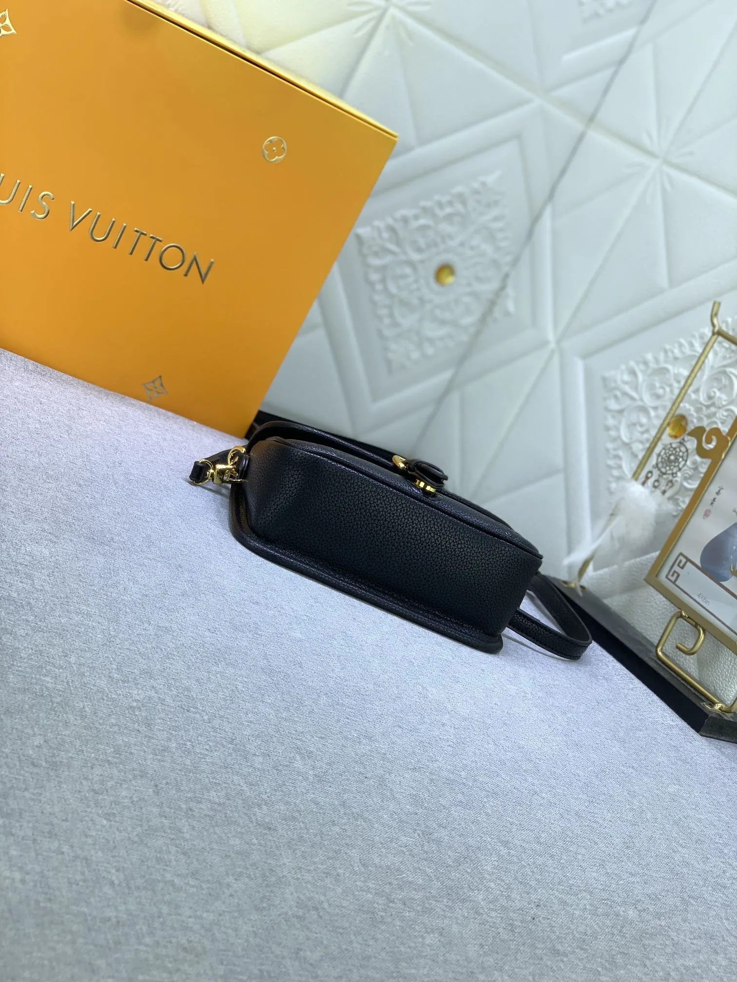 Louis Vuitton Nano Diane Bag Monogram Empreinte Black Leather - 图片 4