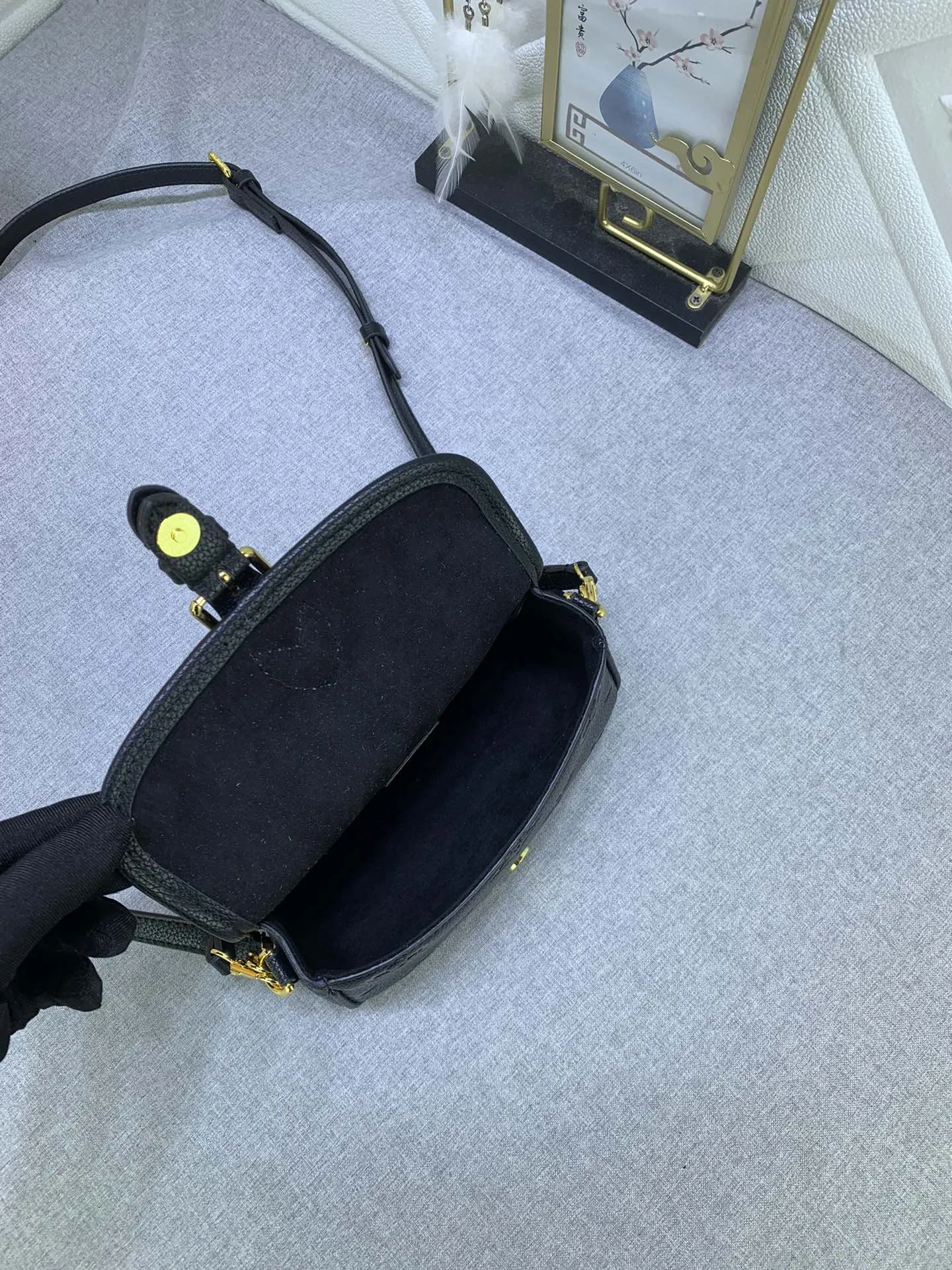 Louis Vuitton Nano Diane Bag Monogram Empreinte Black Leather - 图片 9
