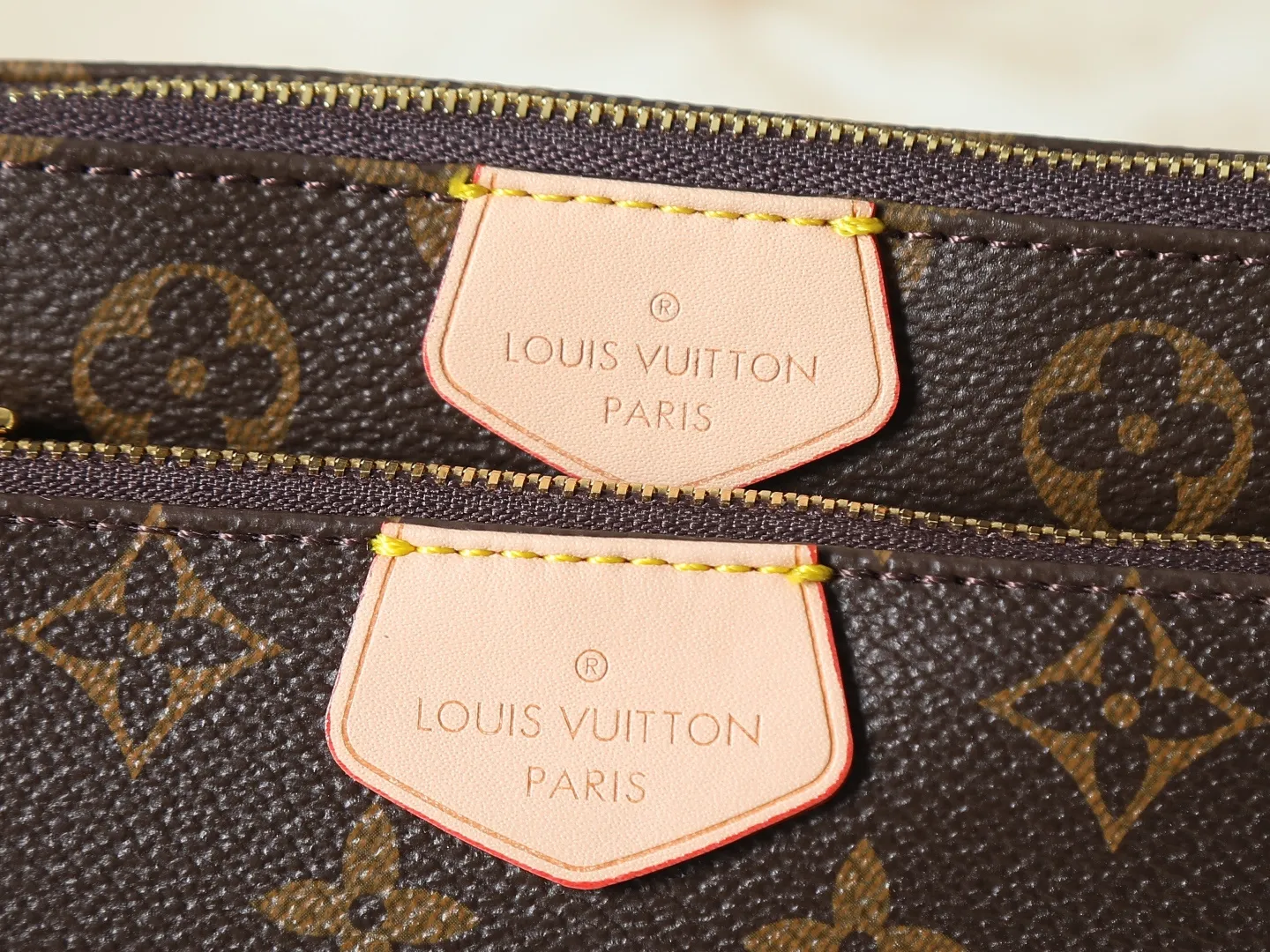 Louis Vuitton Multi Pochette Accessoires Monogram Canvas with Army Green Strap - 图片 5