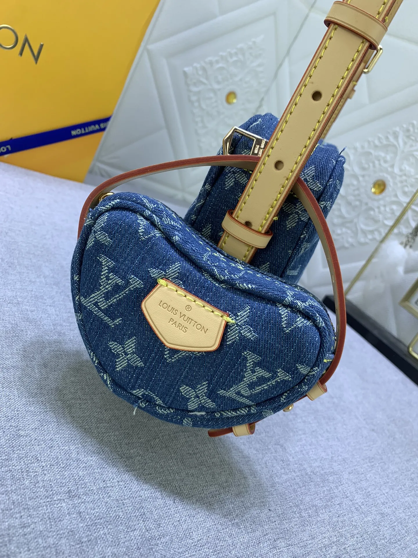 Louis Vuitton Pea Bag Monogram Denim Croissant Bag - Image 6