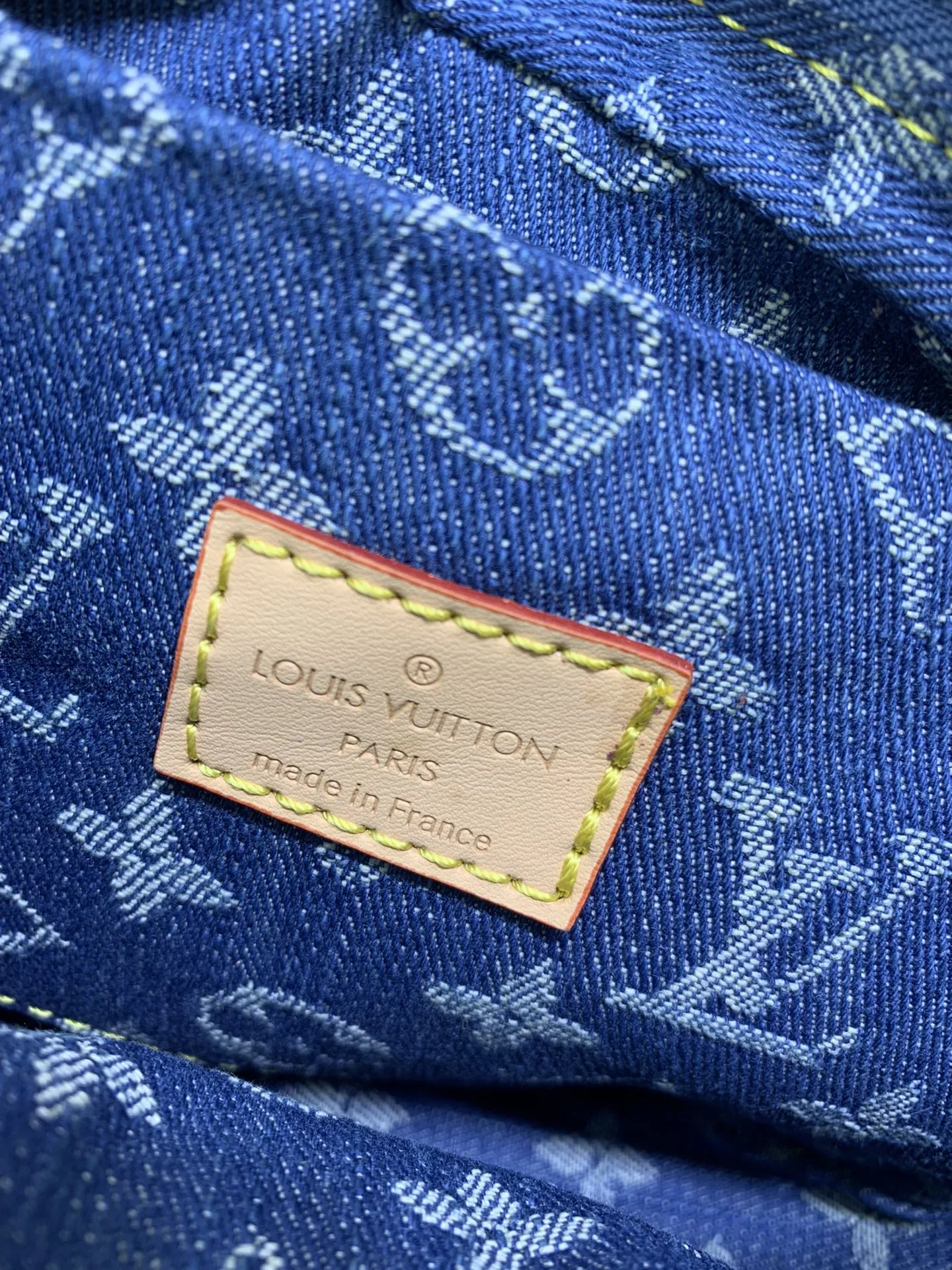 Louis Vuitton Pea Bag Monogram Denim Croissant Bag - Image 8