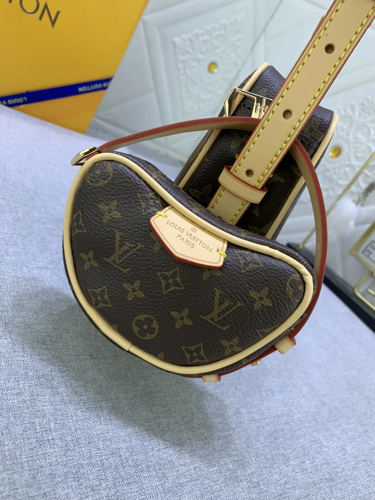 Louis Vuitton Pea Bag Monogram Croissant Bag - 图片 6