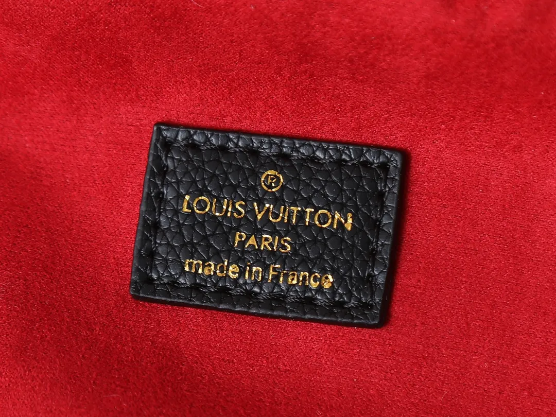 Louis Vuitton Vanity PM Handbag Giant Monogram Empreinte Black with Letter - 图片 8