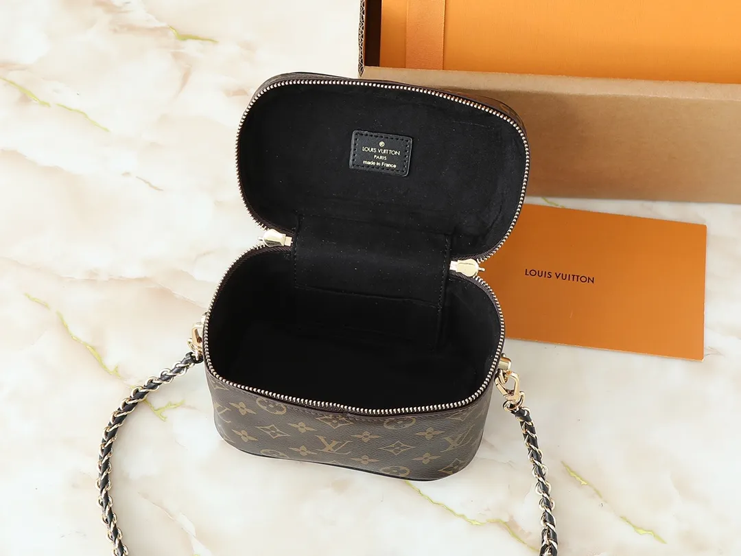 Louis Vuitton Vanity PM Handbag Monogram Reverse Classic - 图片 9