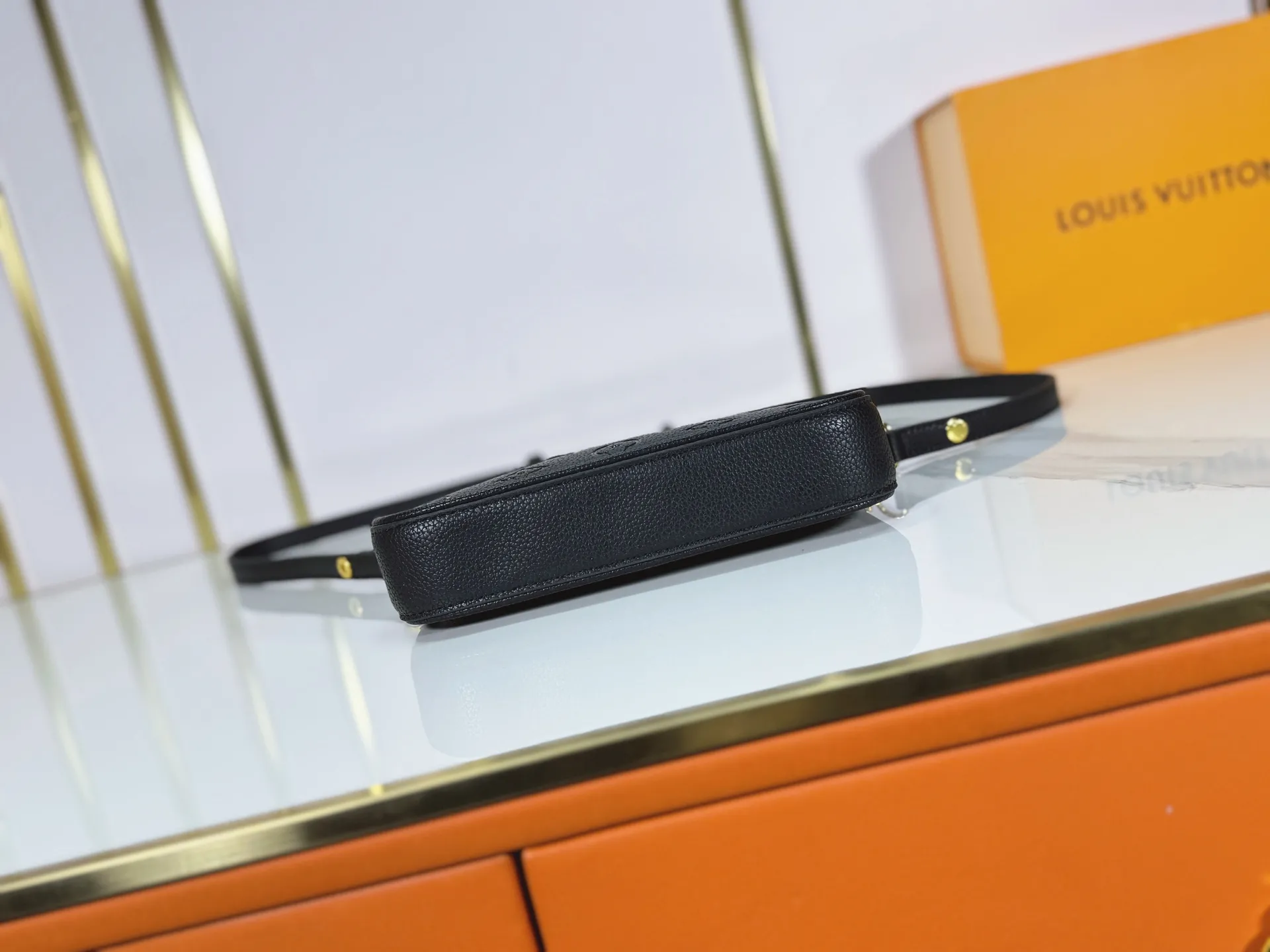 Louis Vuitton Easy Pouch on Strap Monogram Empreinte Black - 图片 5