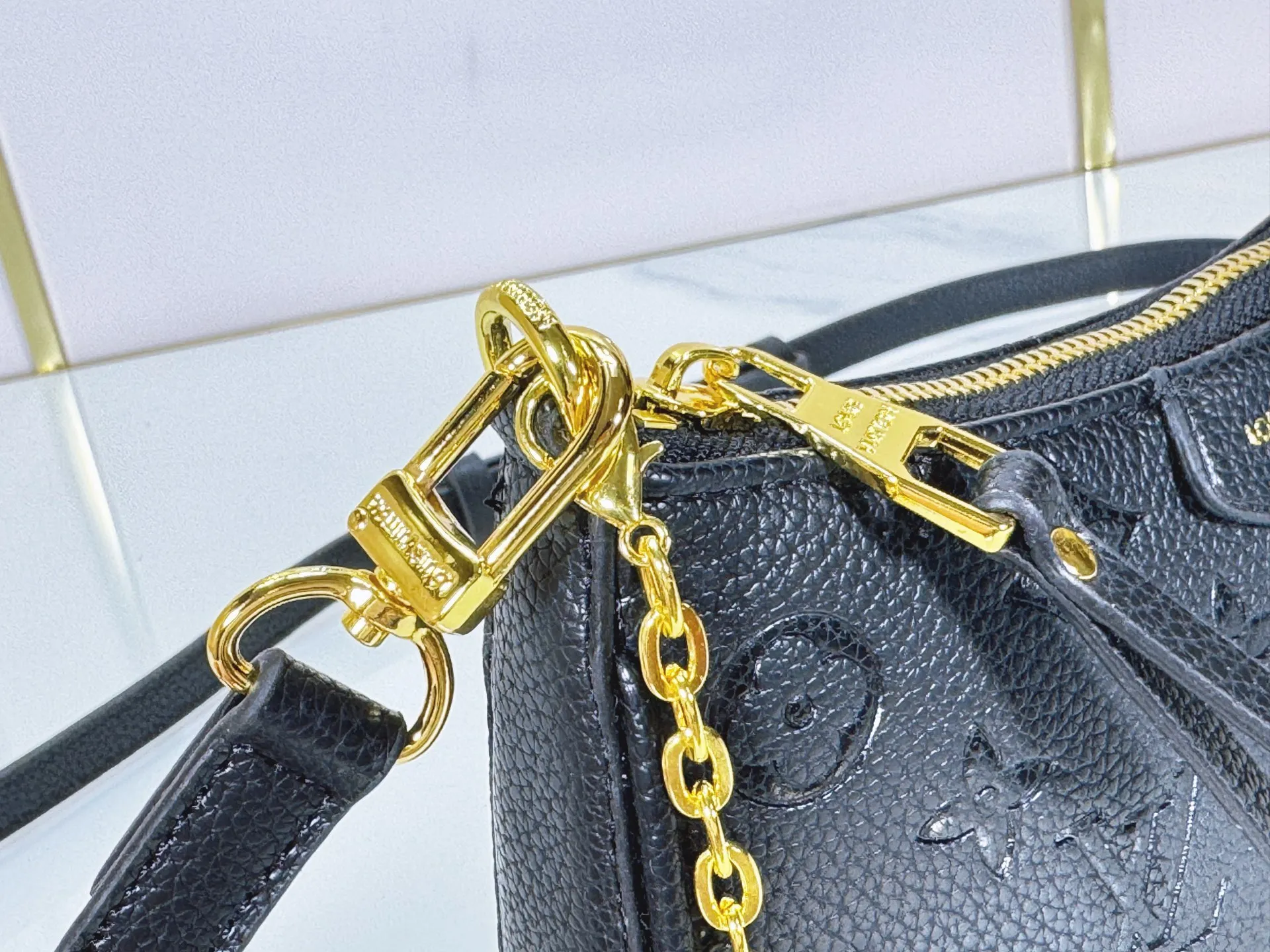 Louis Vuitton Easy Pouch on Strap Monogram Empreinte Black - 图片 7