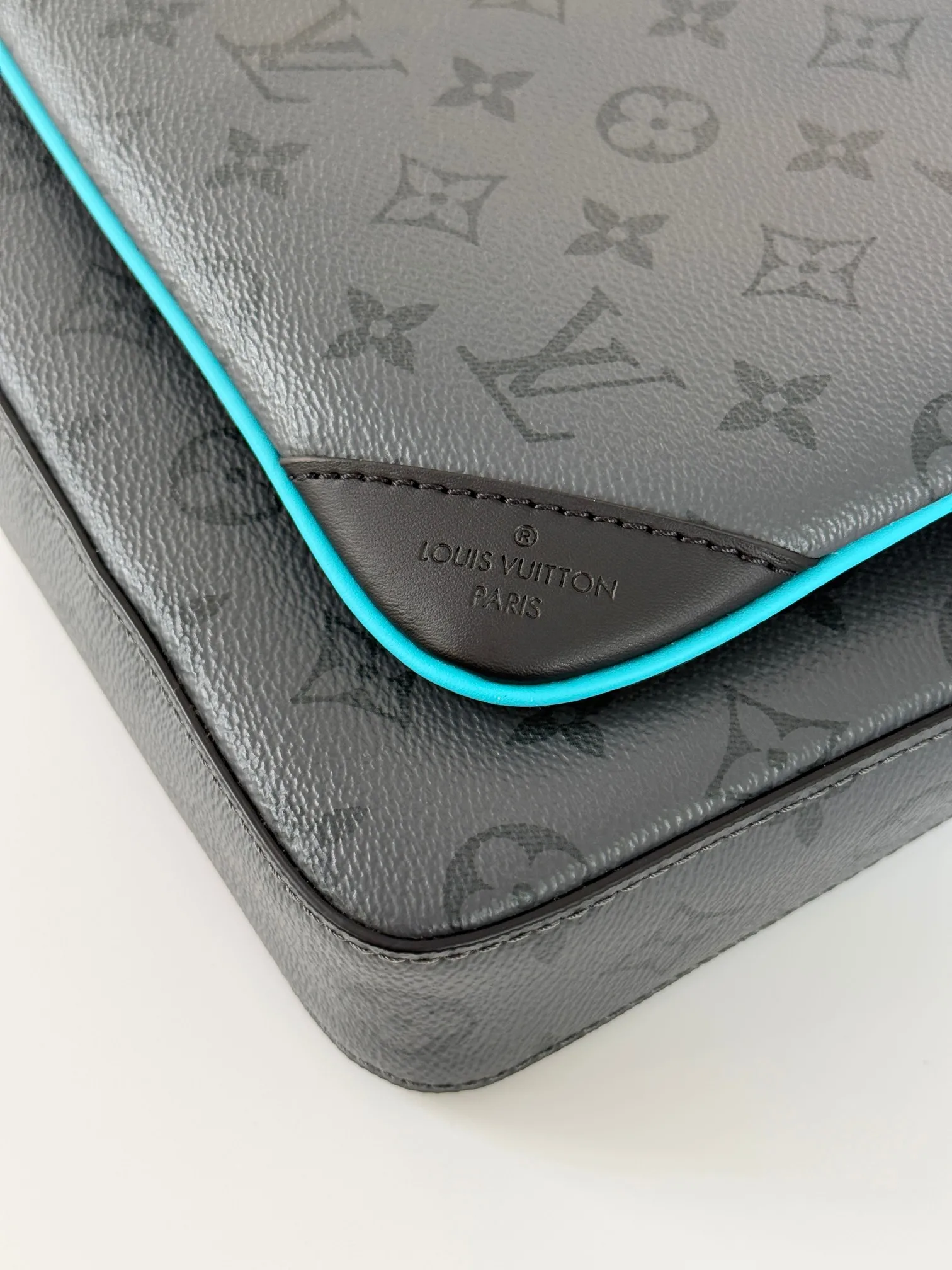 Louis Vuitton Trio Messenger Eclipse Black Shoulder Bag - 图片 6