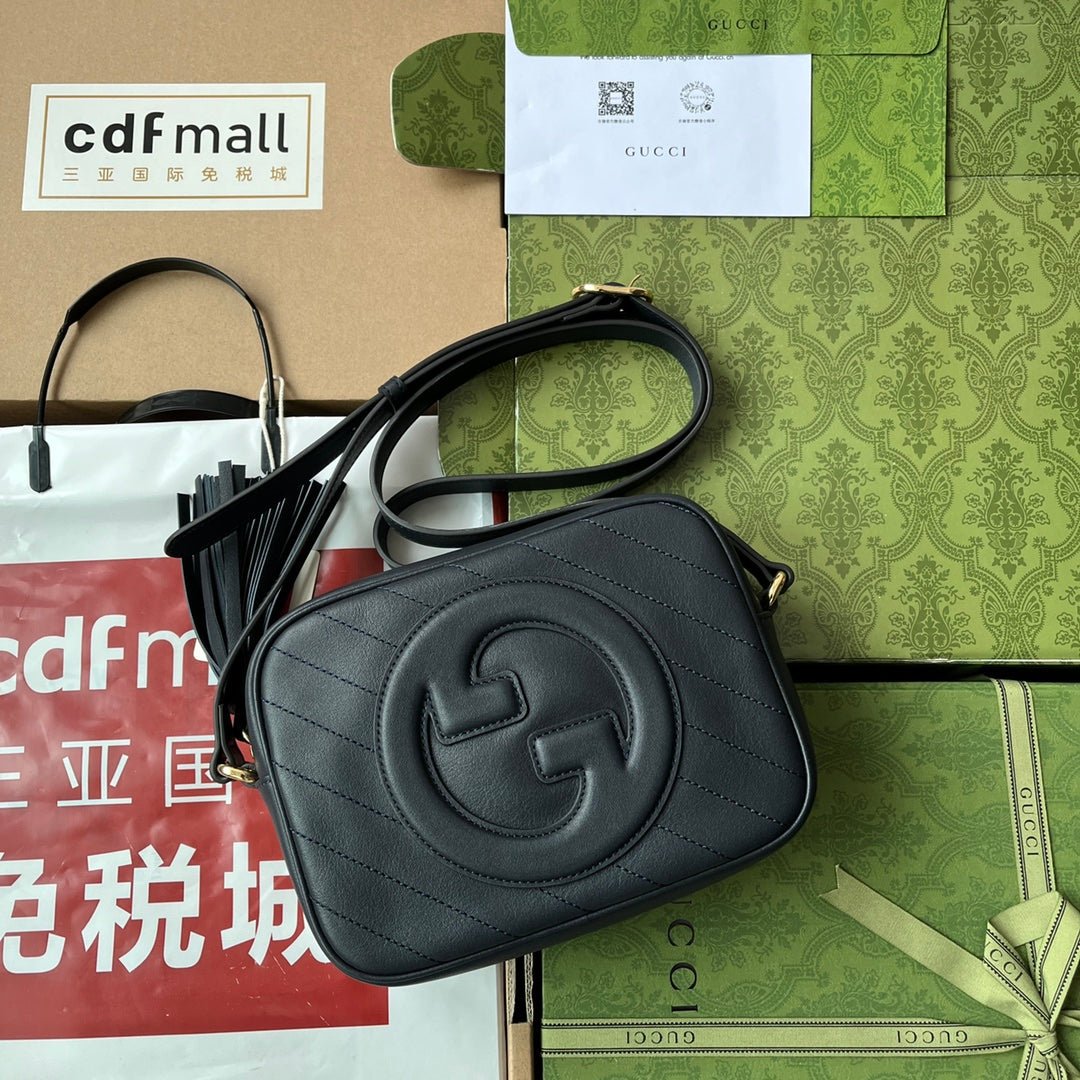 Alternative view of Serenityll™ 100029 Luxury Bag - 21x15.5x5cm