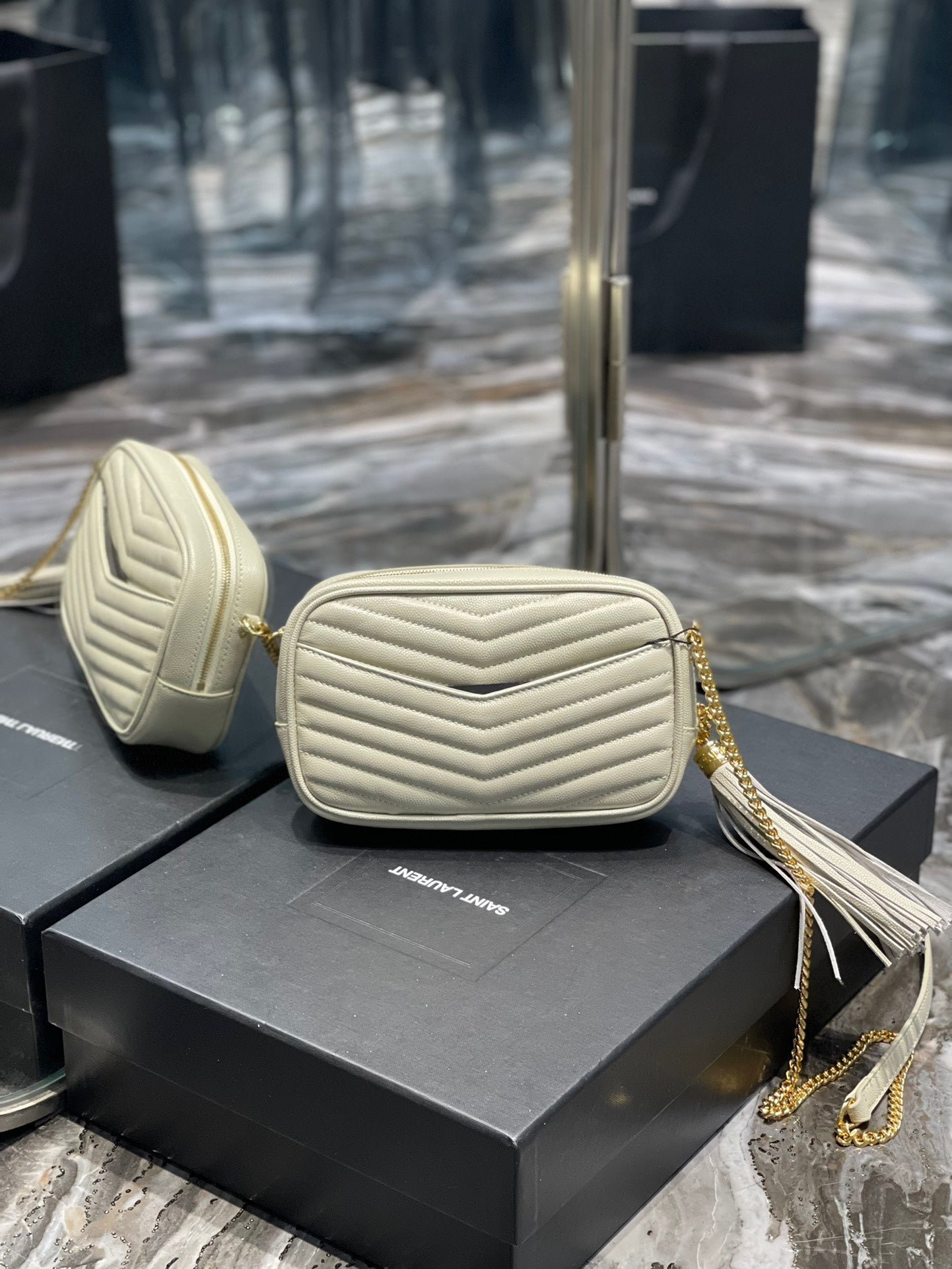 Alternative view of Serenityll™ 100200 Luxury Bag 18cm