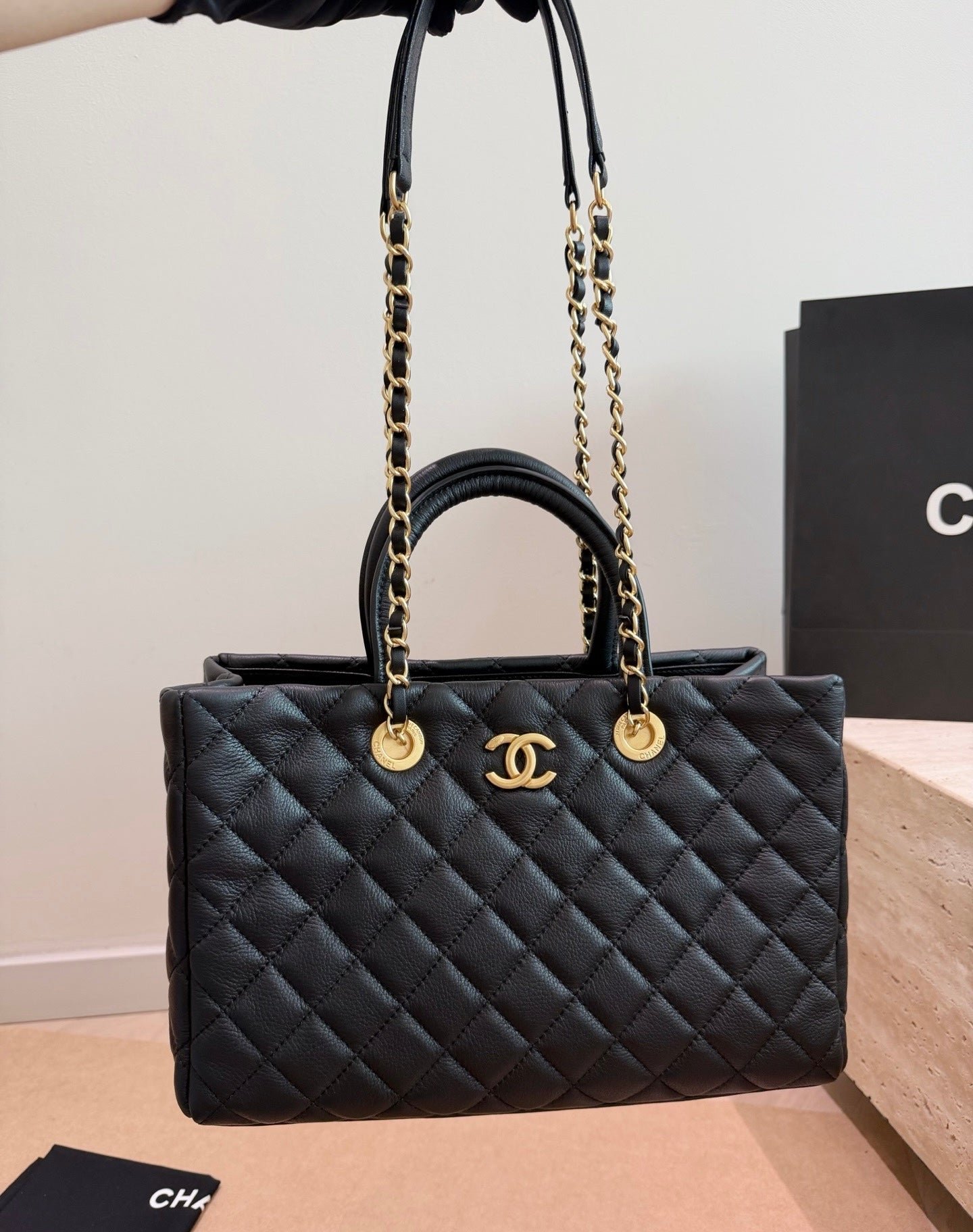Alternative view of Serenityll™ 2001132 Luxury Bag 30*11*20cm