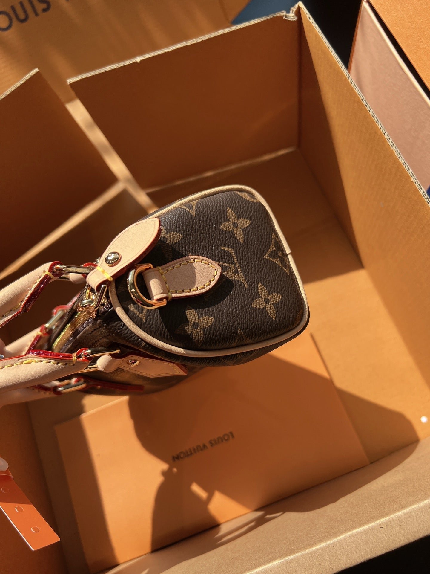 Alternative view of Serenityll™ 181909 Luxury Bags 16cm