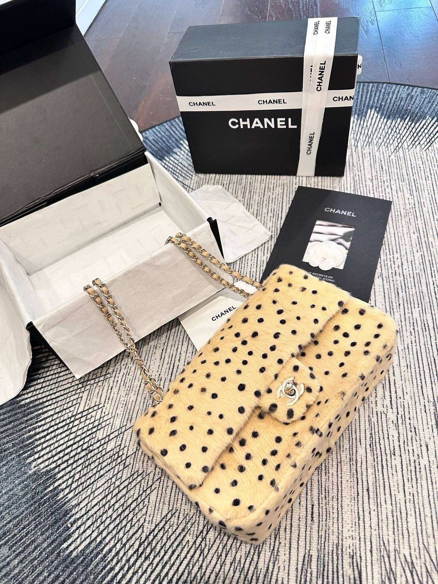 Alternative view of Serenityll™ 2001182 Luxury Bag 25*15cm