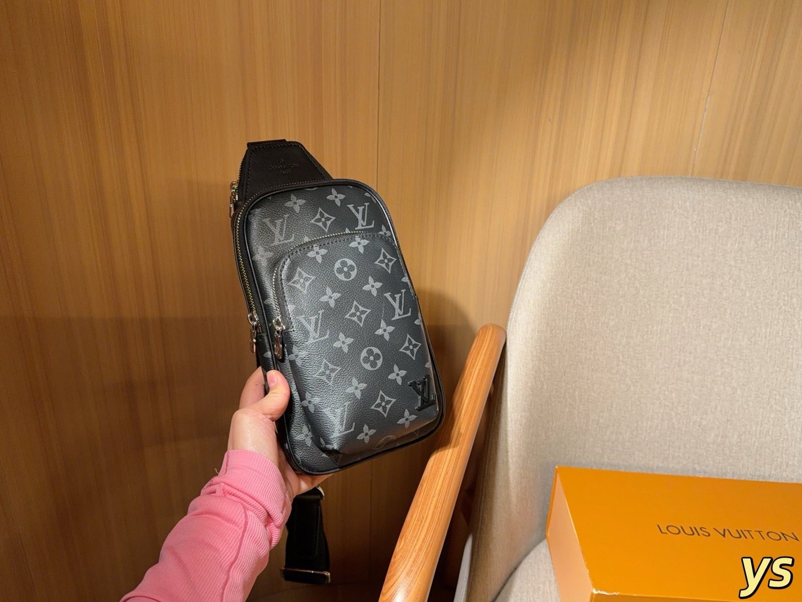 Alternative view of Serenityll™ 2001139 Luxury Bag 16*26*4cm