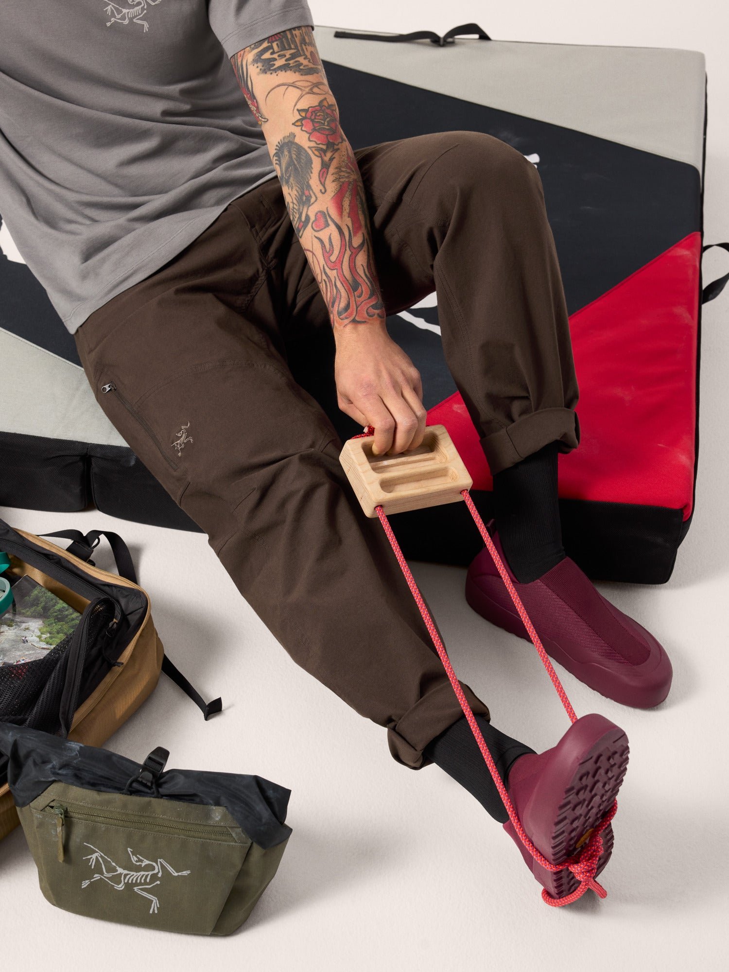 Alternative view of Cronin Cotton Pant Men's