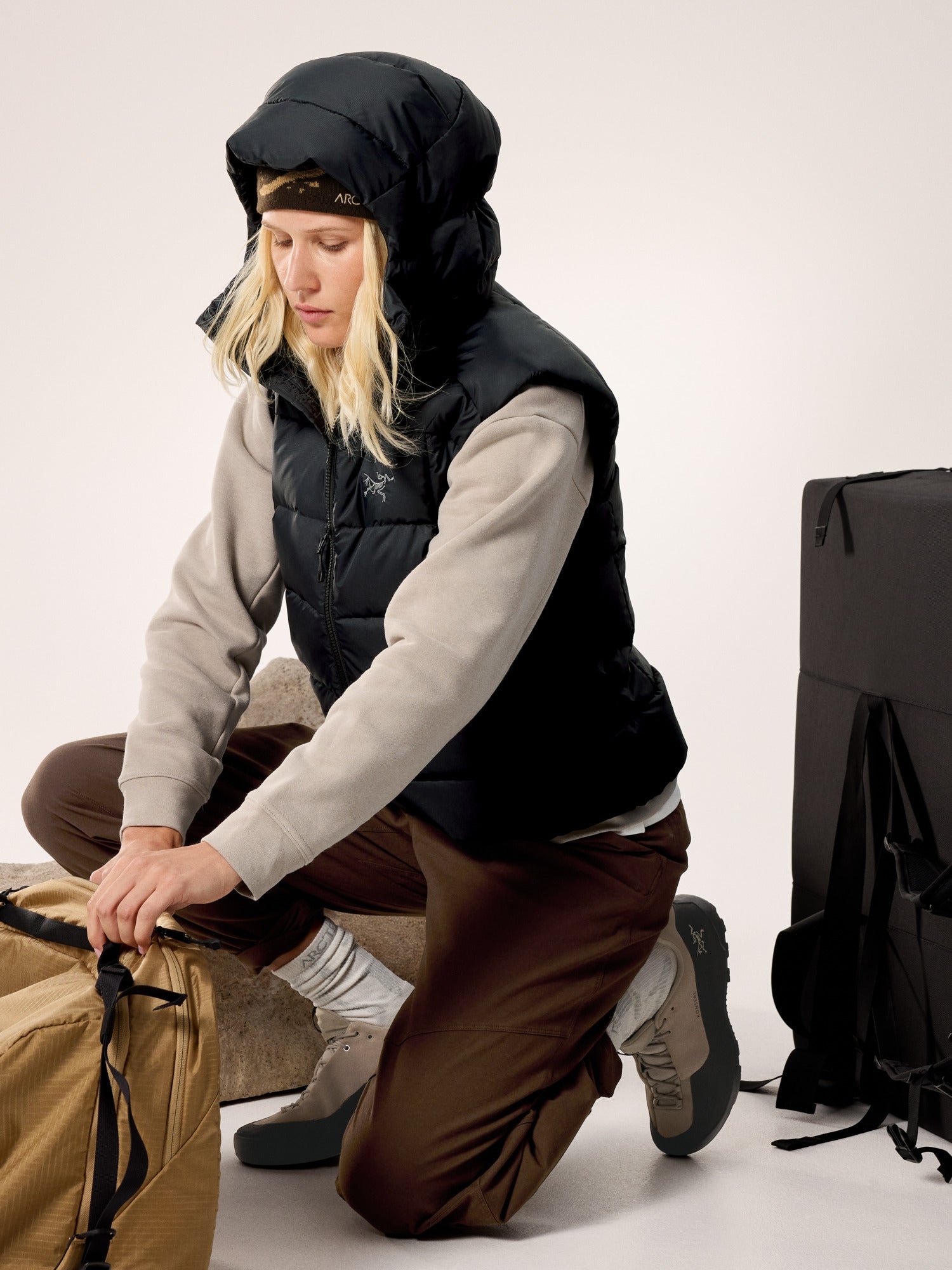 Alternative view of Thorium Vest Women's