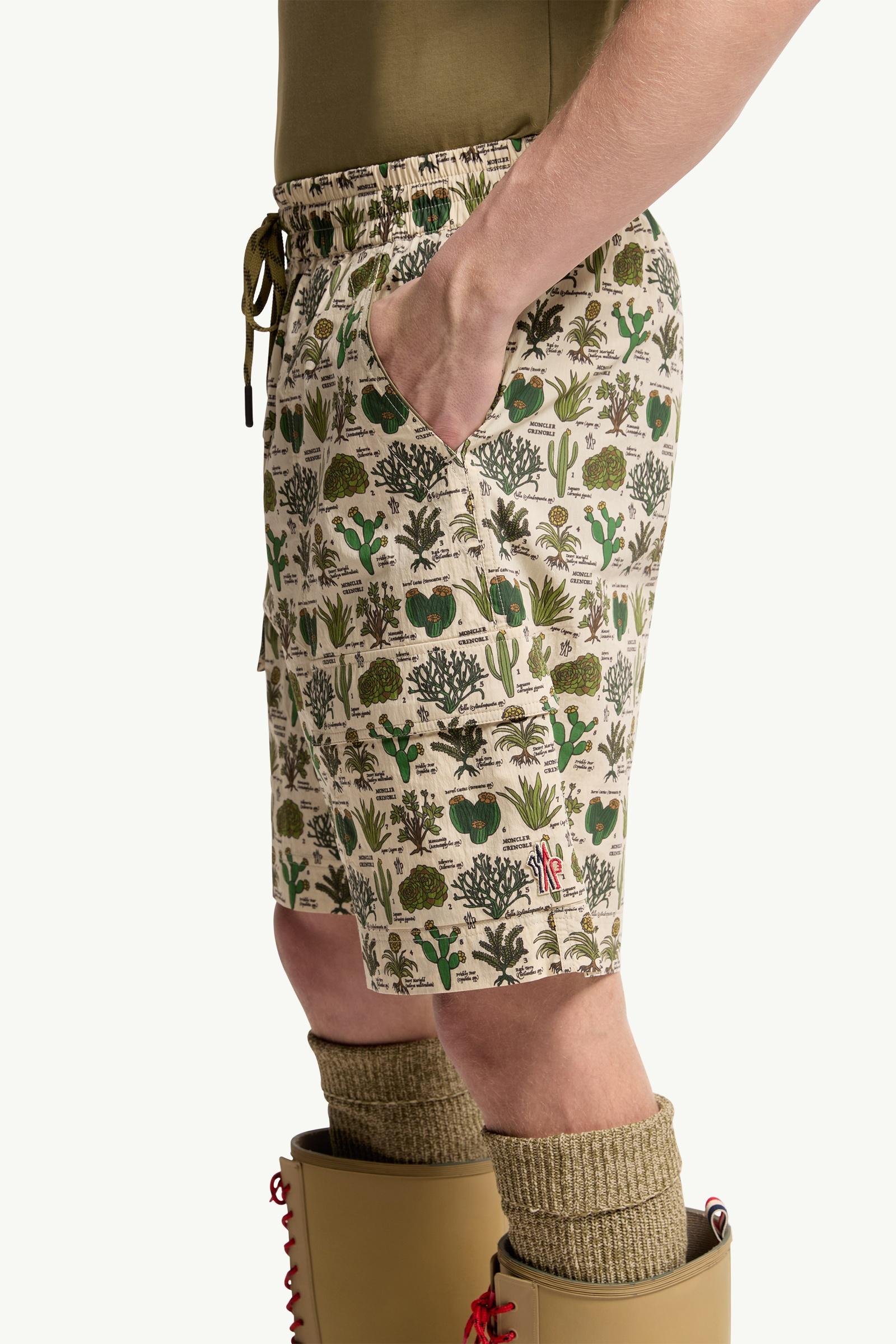 Alternative view of Botanical Print Cotton Blend Shorts