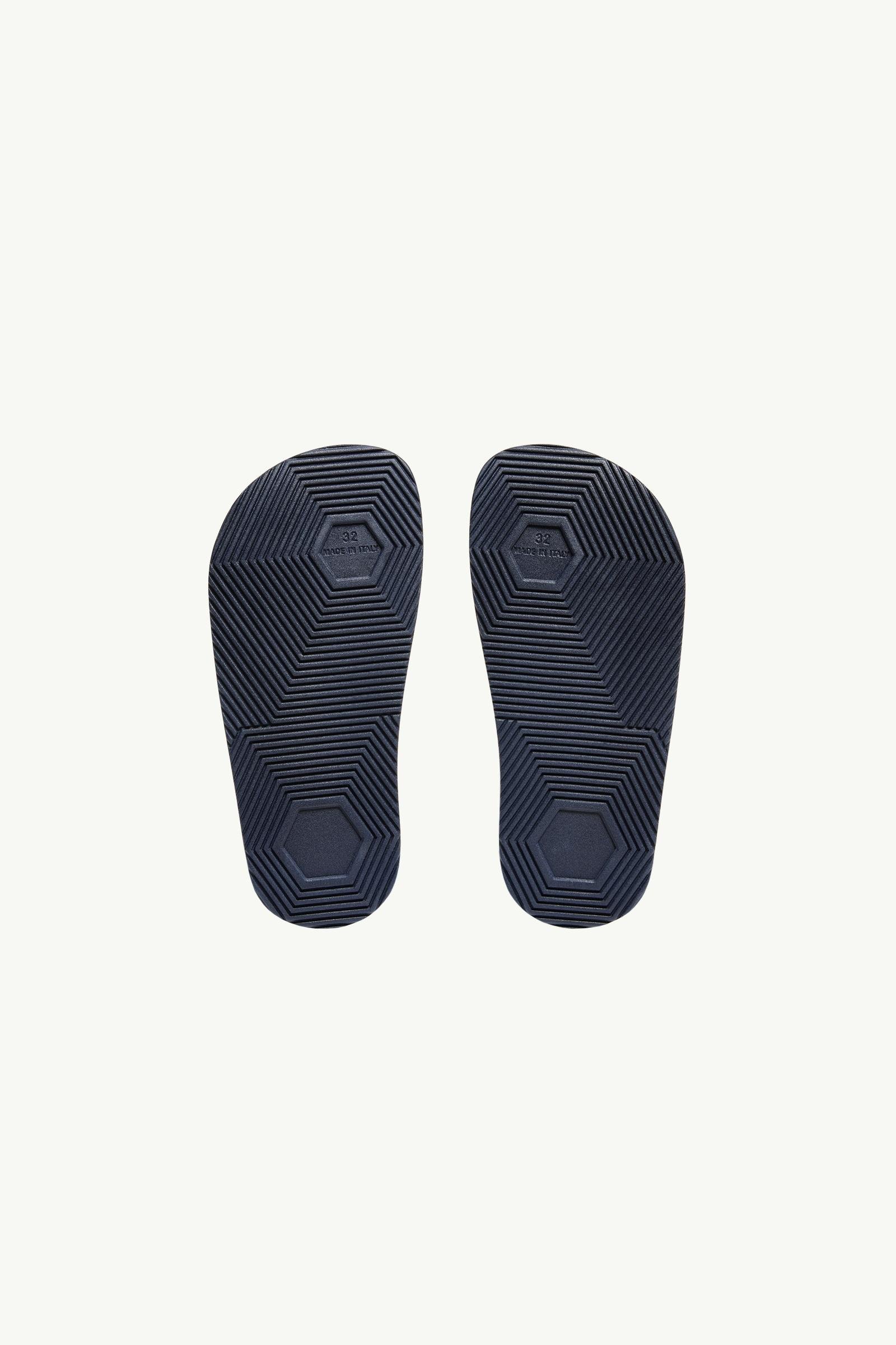 Petit Basile Slides - 图片 6
