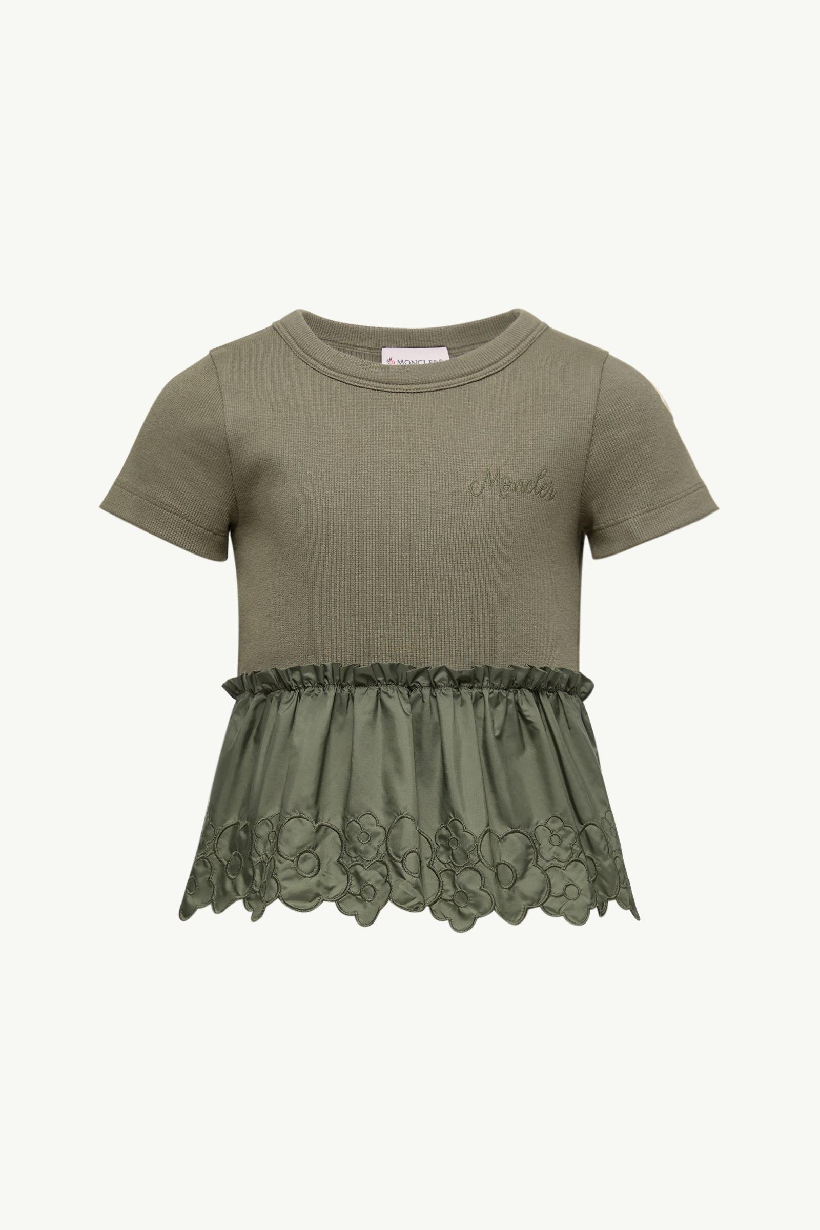 Embroidered Flowers Pleated T-Shirt