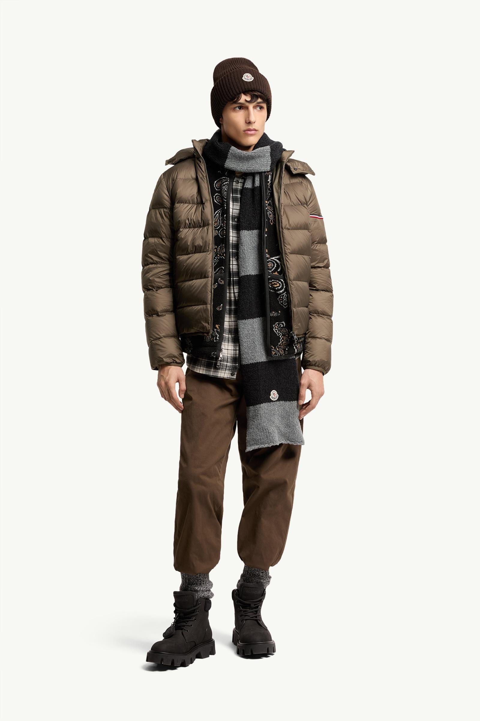 Ravenlock Hooded Short Down Jacket