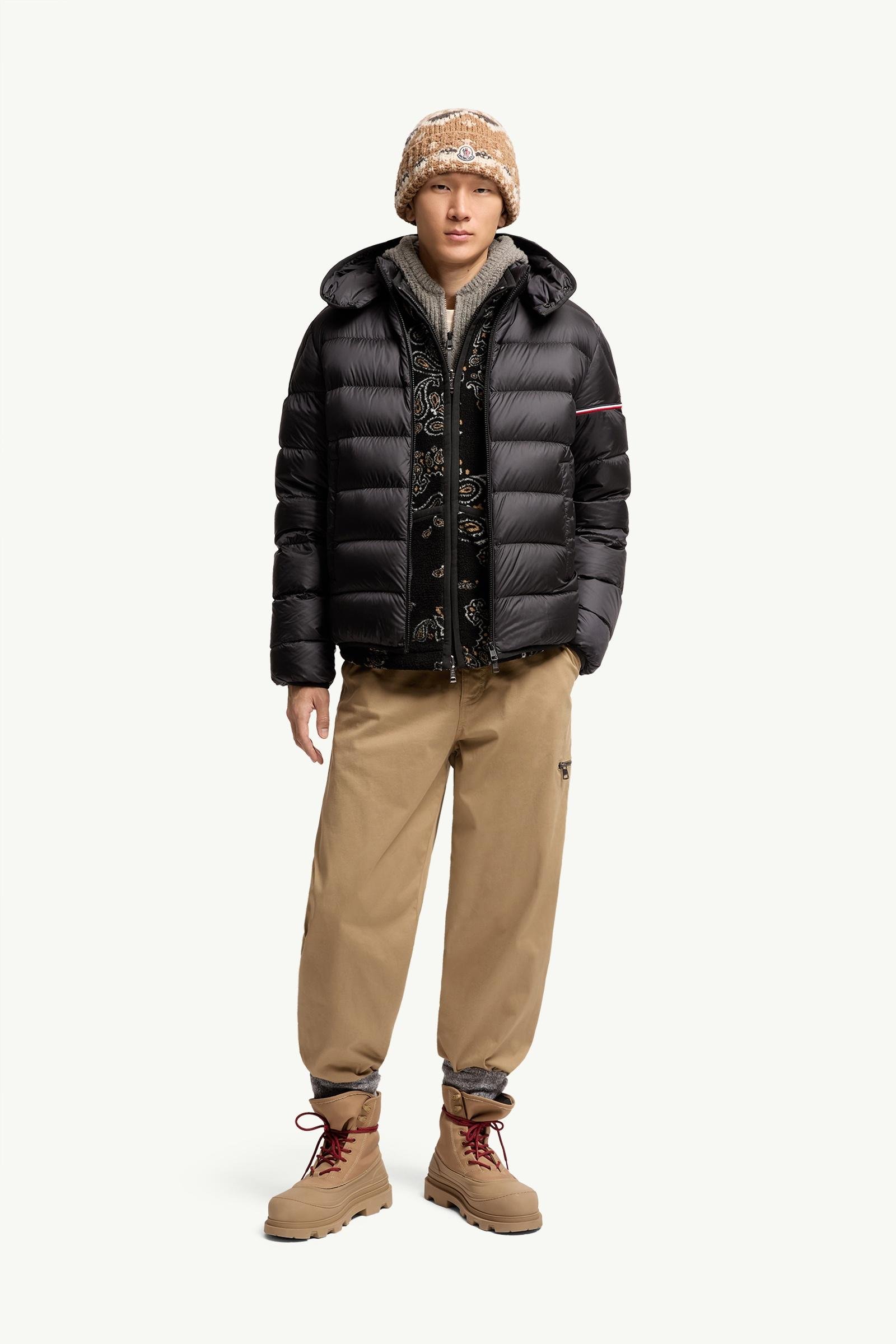 Ravenlock Hooded Short Down Jacket