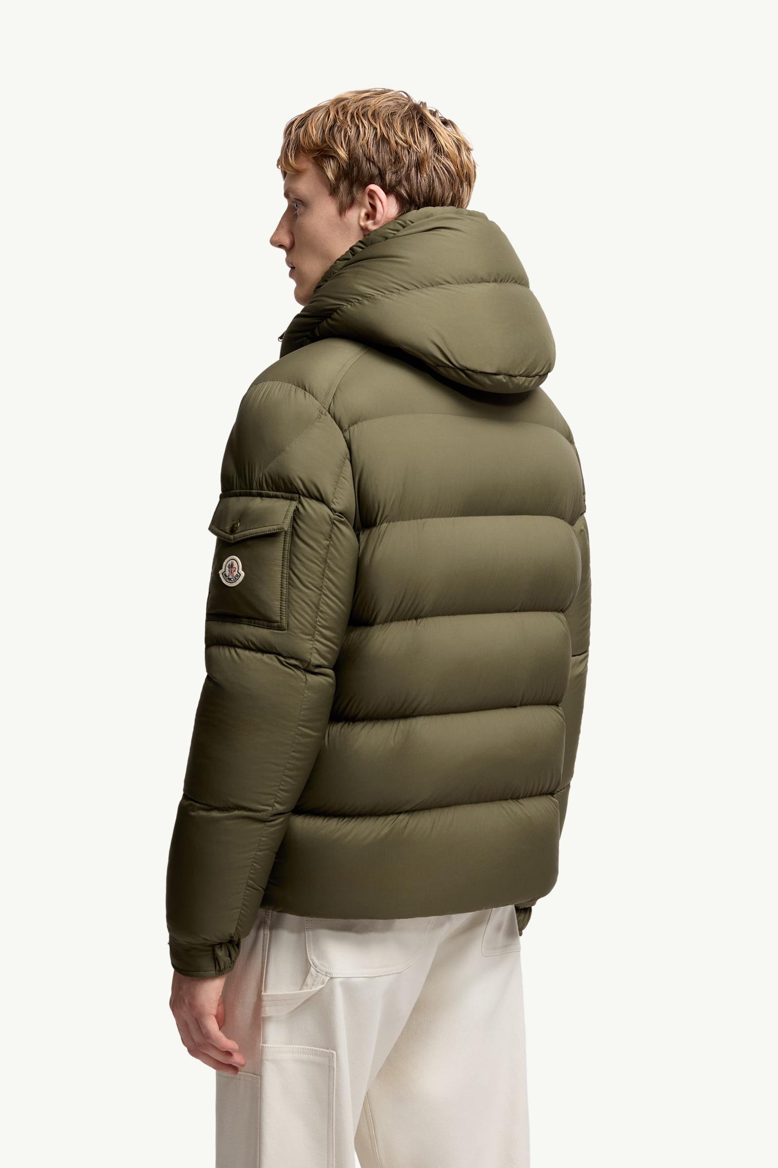 Moncler Maya 70 Hooded Short Down Jacket - 图片 5