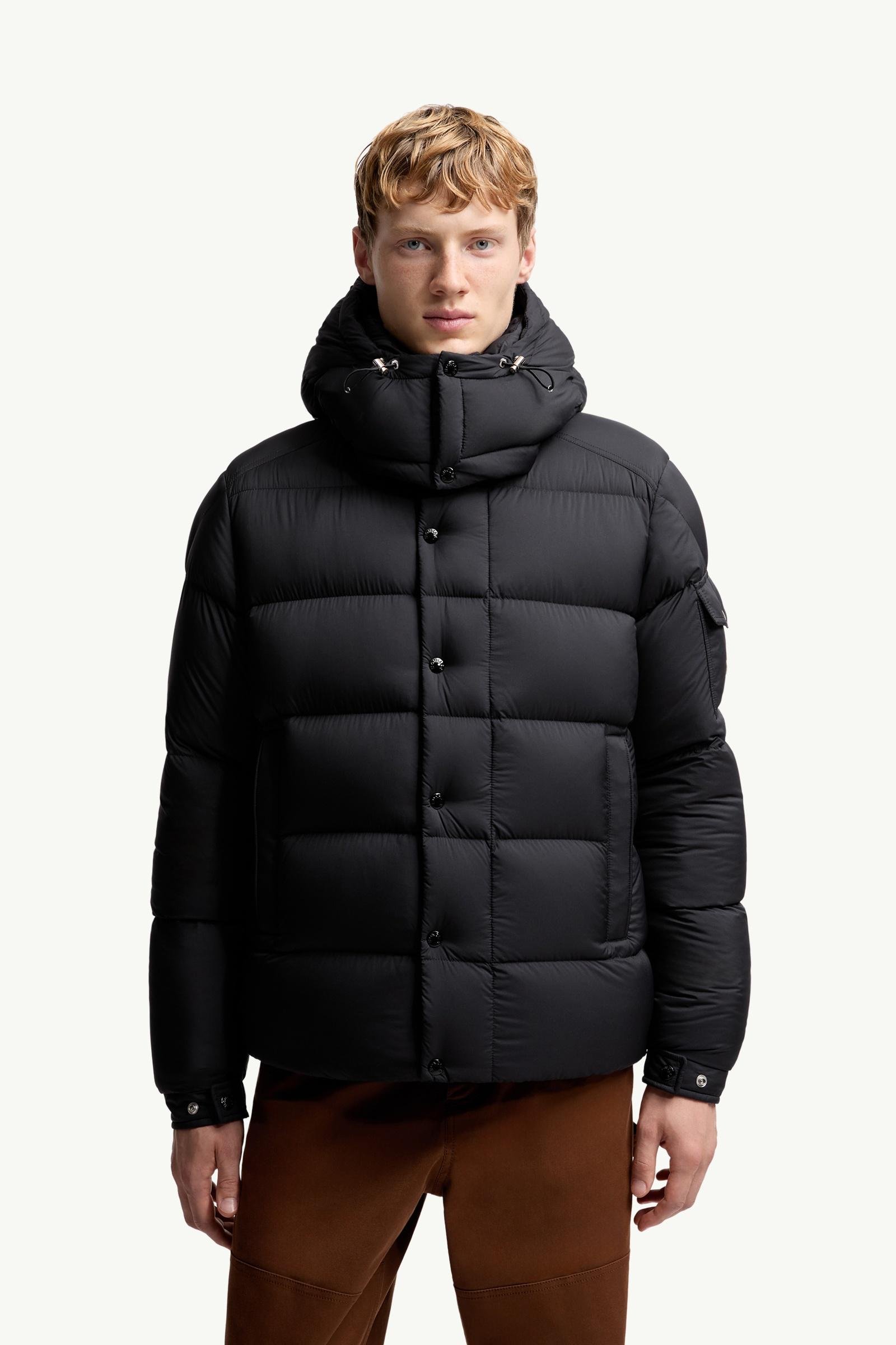 Moncler Maya 70 Hooded Short Down Jacket - 图片 4