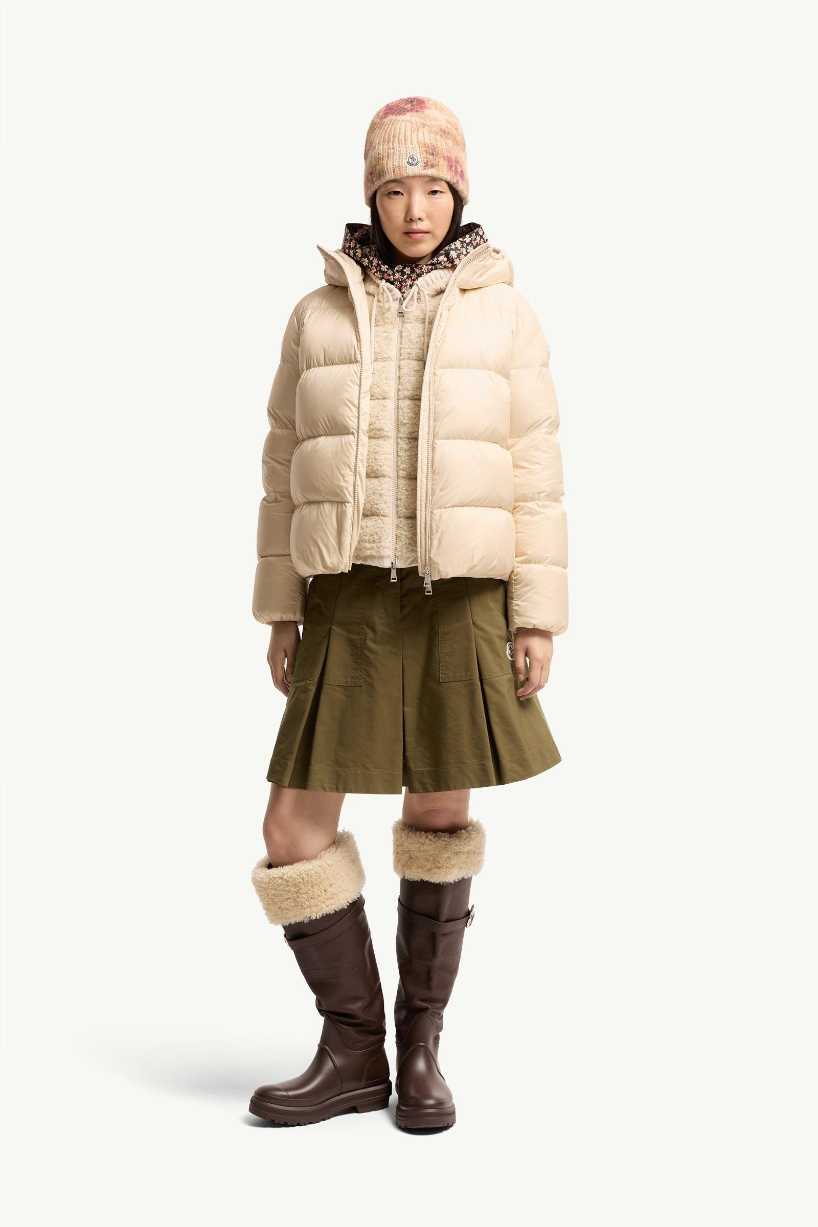 Feligule Hooded Short Down Jacket