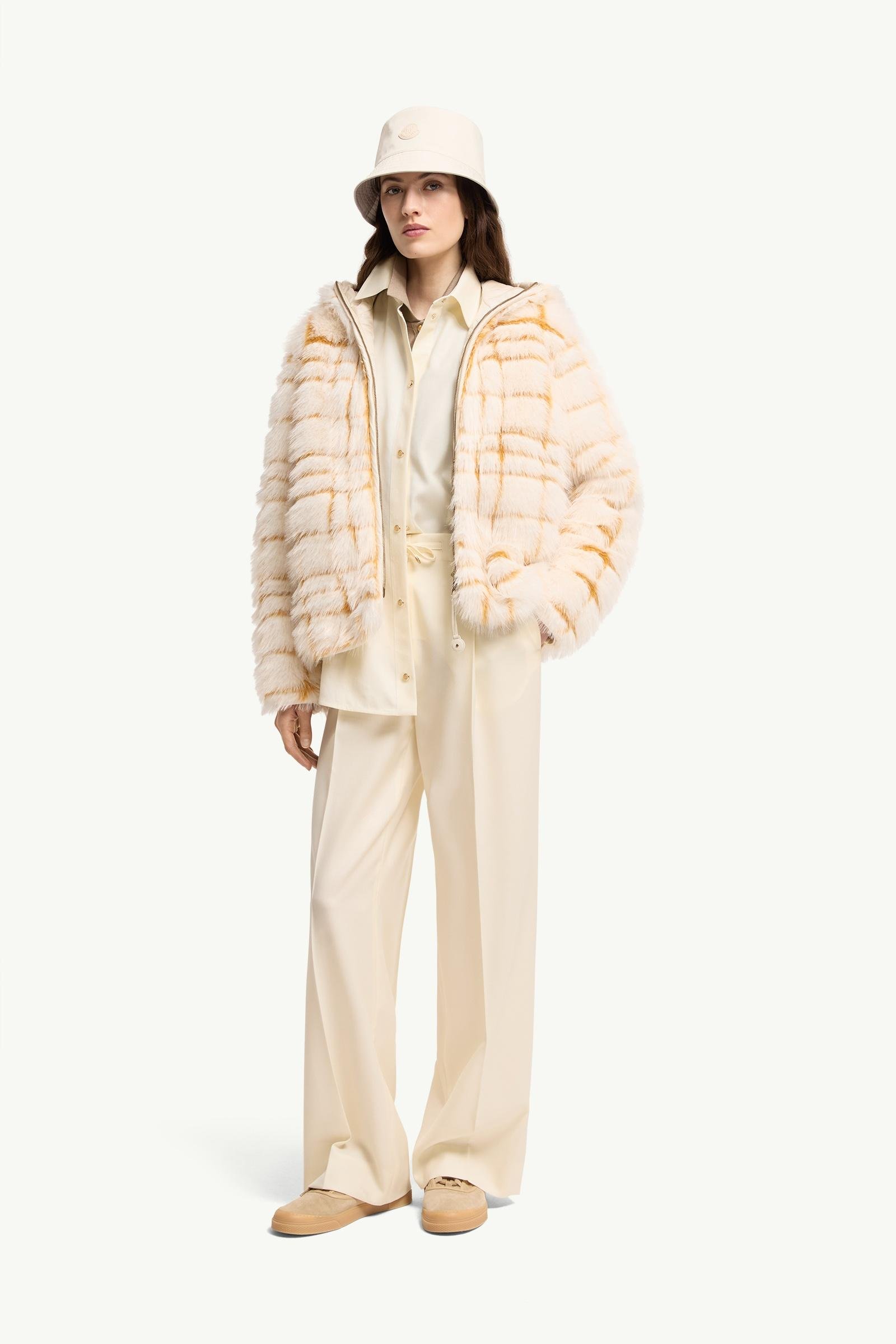 Pluvier Short Padded Jacket