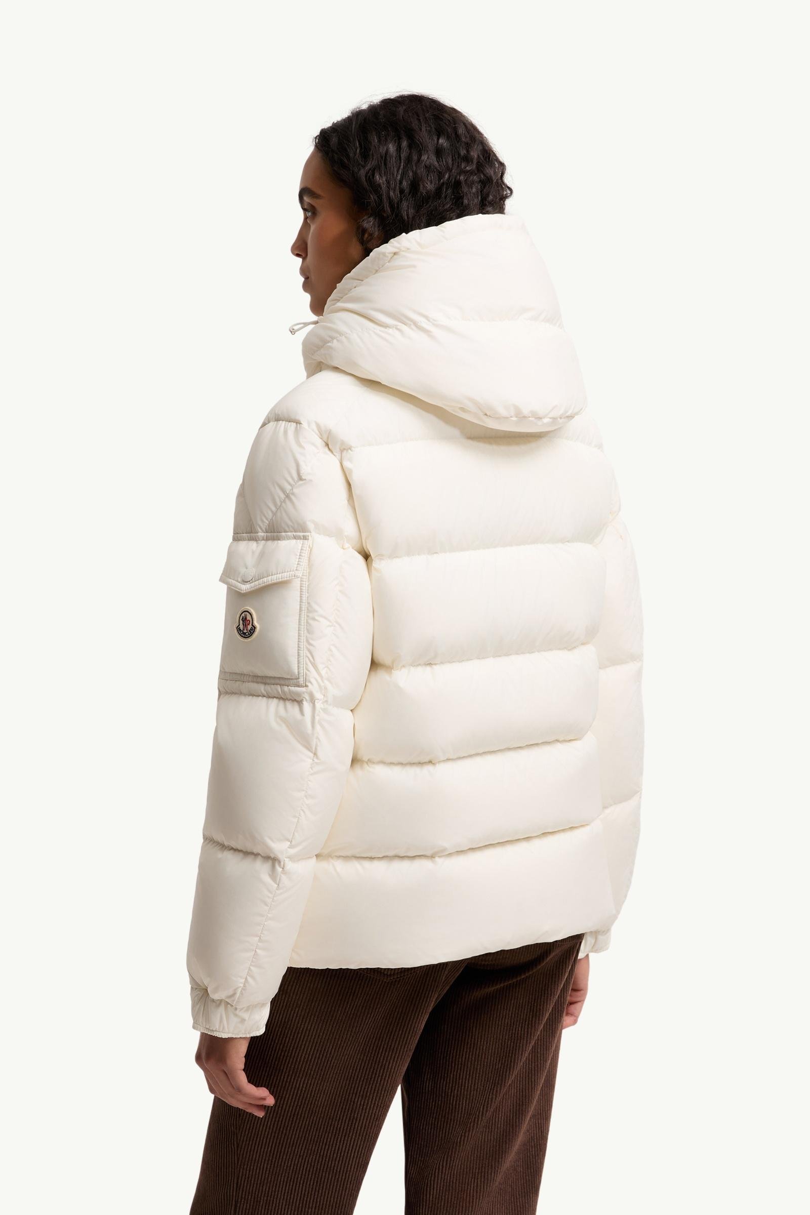 Moncler Maya 70 Hooded Short Down Jacket - 图片 5
