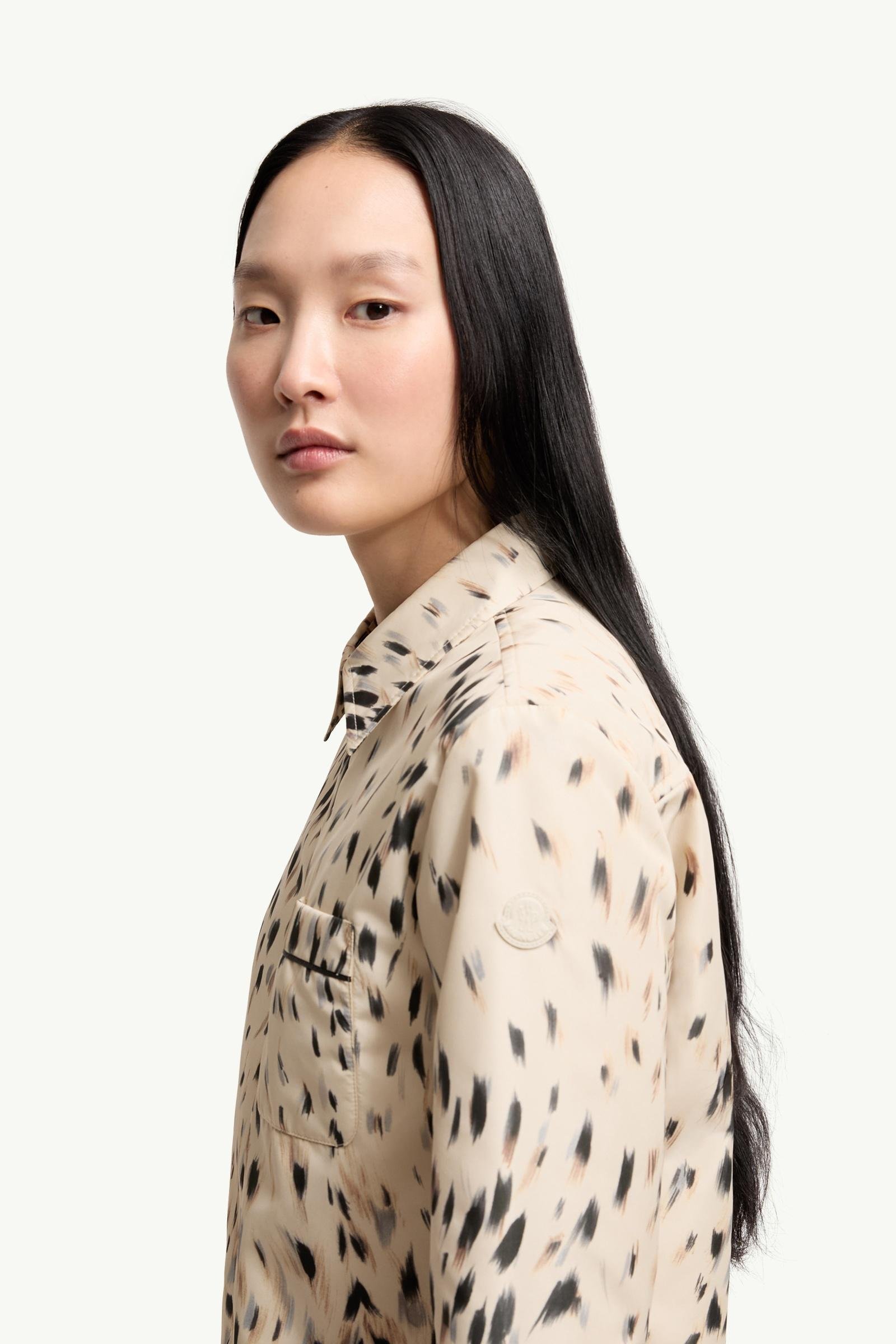 Alternative view of Animalier Print Zip-Up Shirt