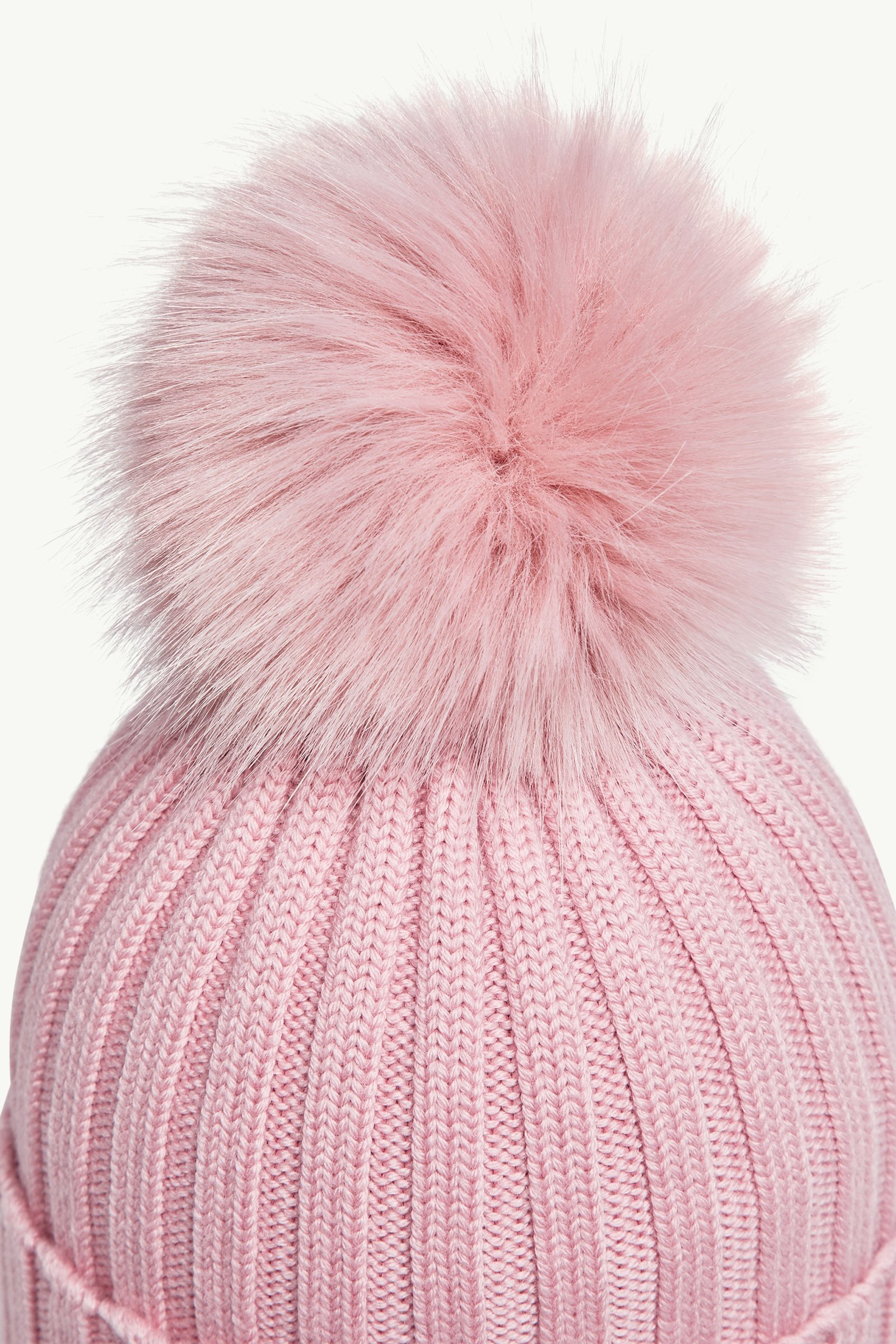 Wool Beanie with Pom Pom - 图片 5