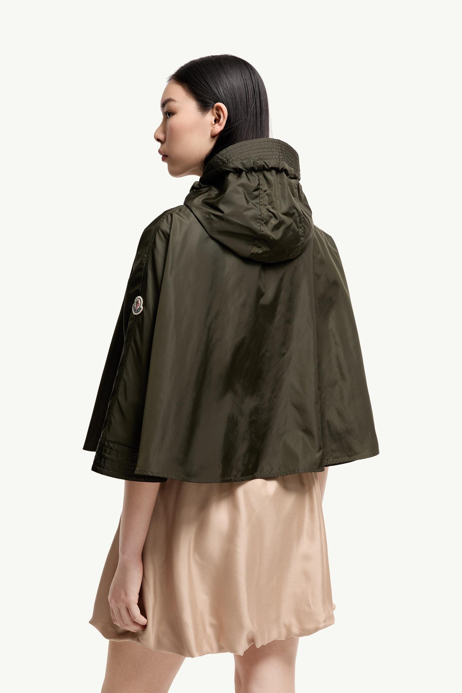 Hooded Cape - 图片 5