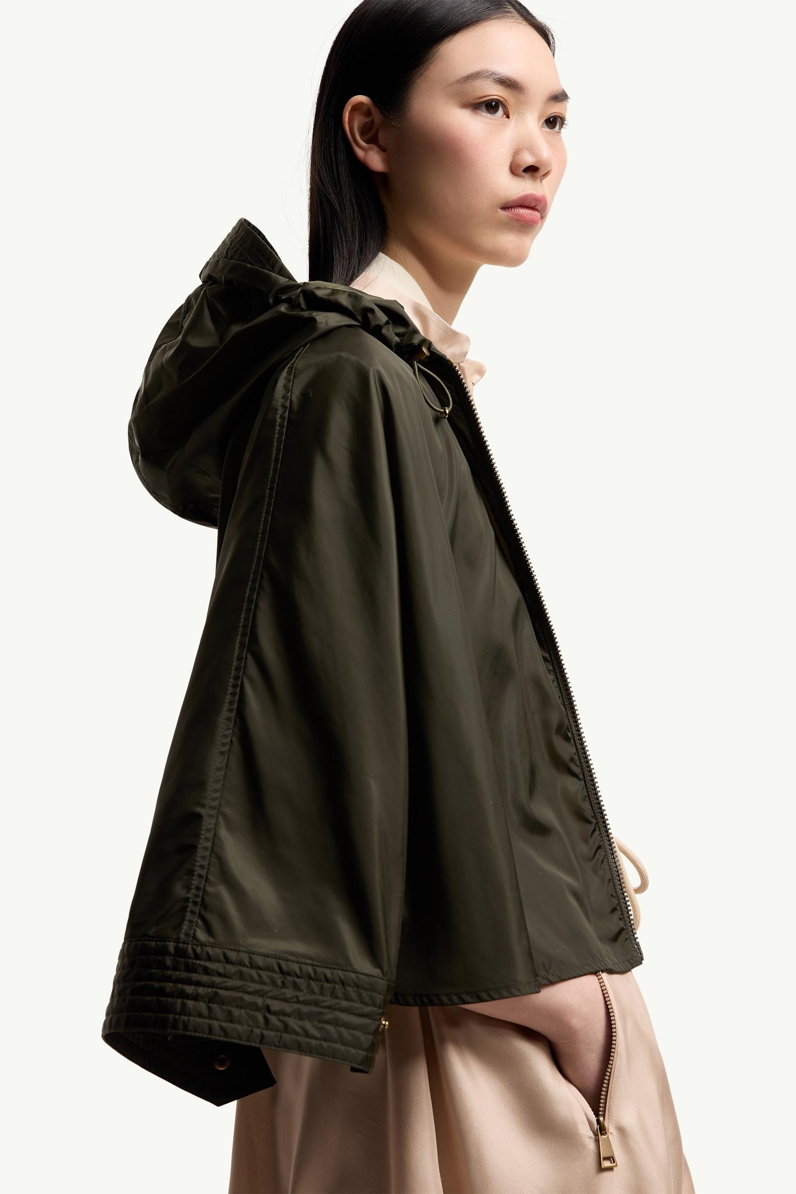 Hooded Cape - 图片 6