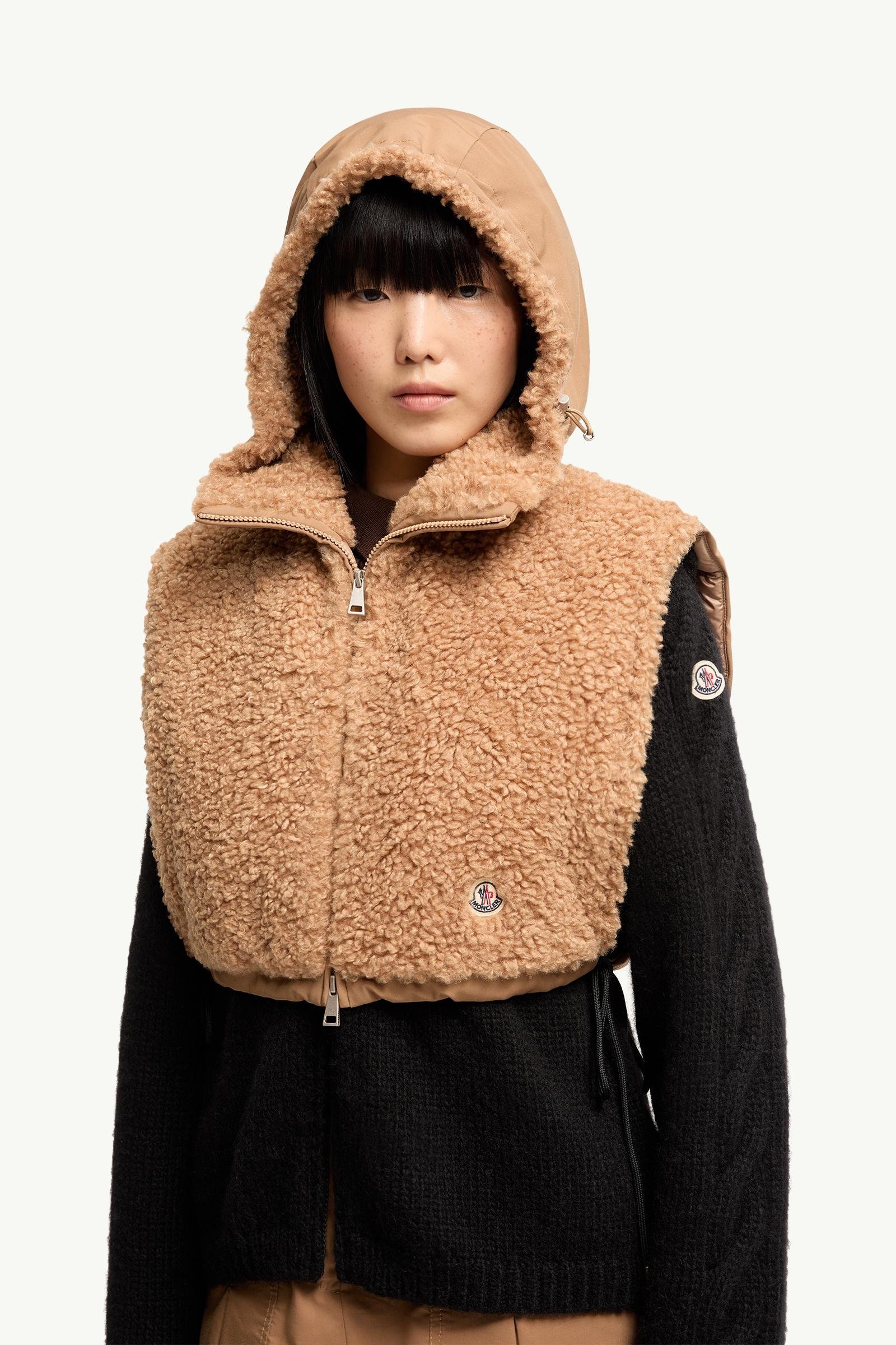 Teddy Fleece Hooded Padded Bib - 图片 2