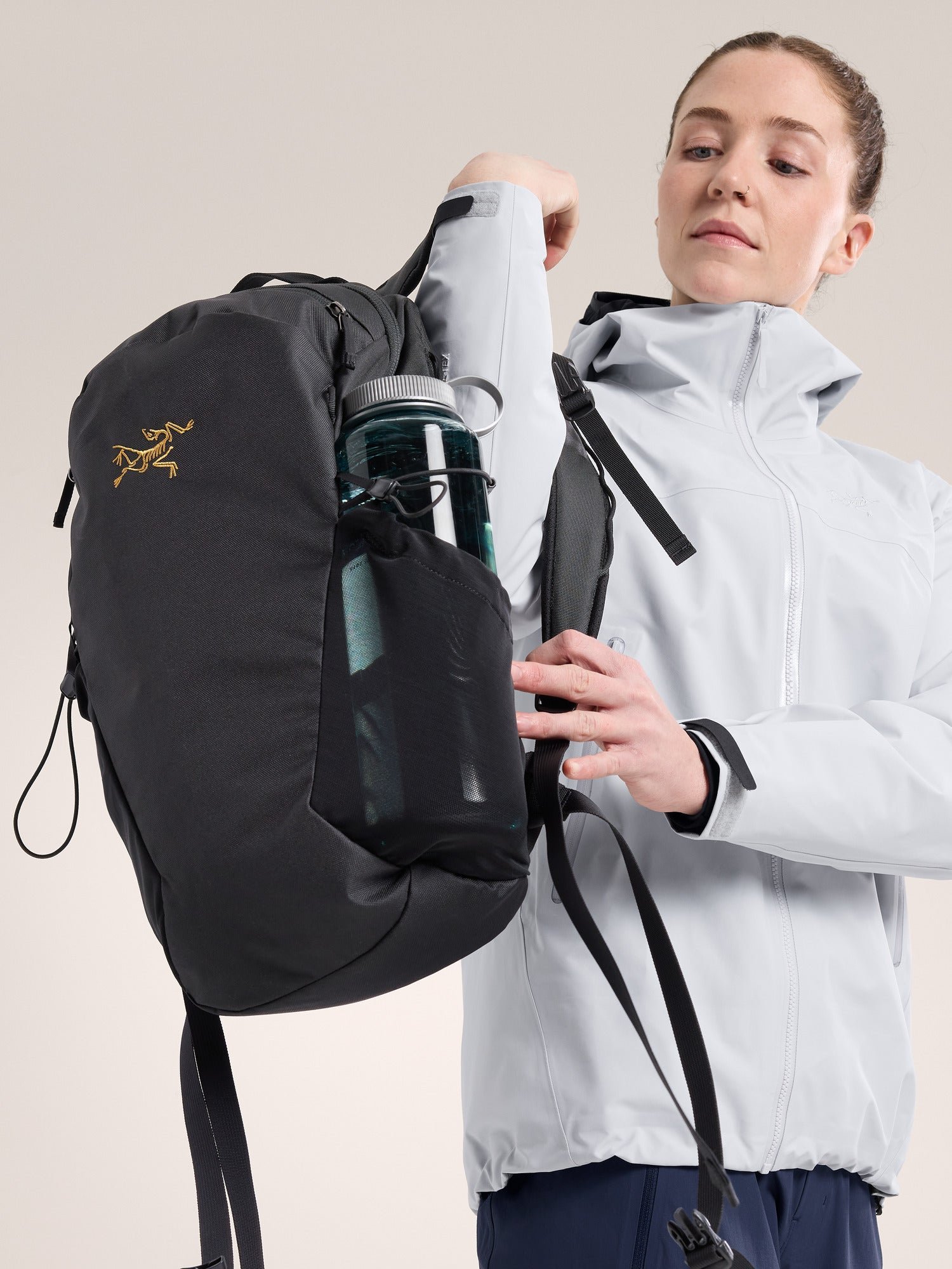Alternative view of Mantis 16 Backpack