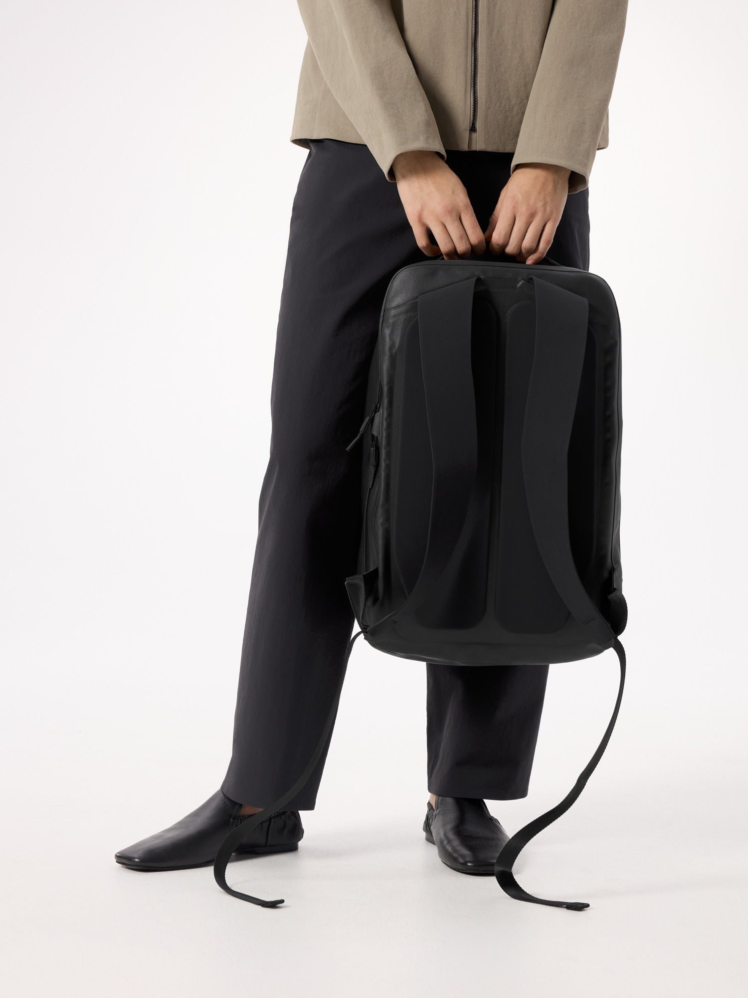 Alternative view of Anodic Backpack