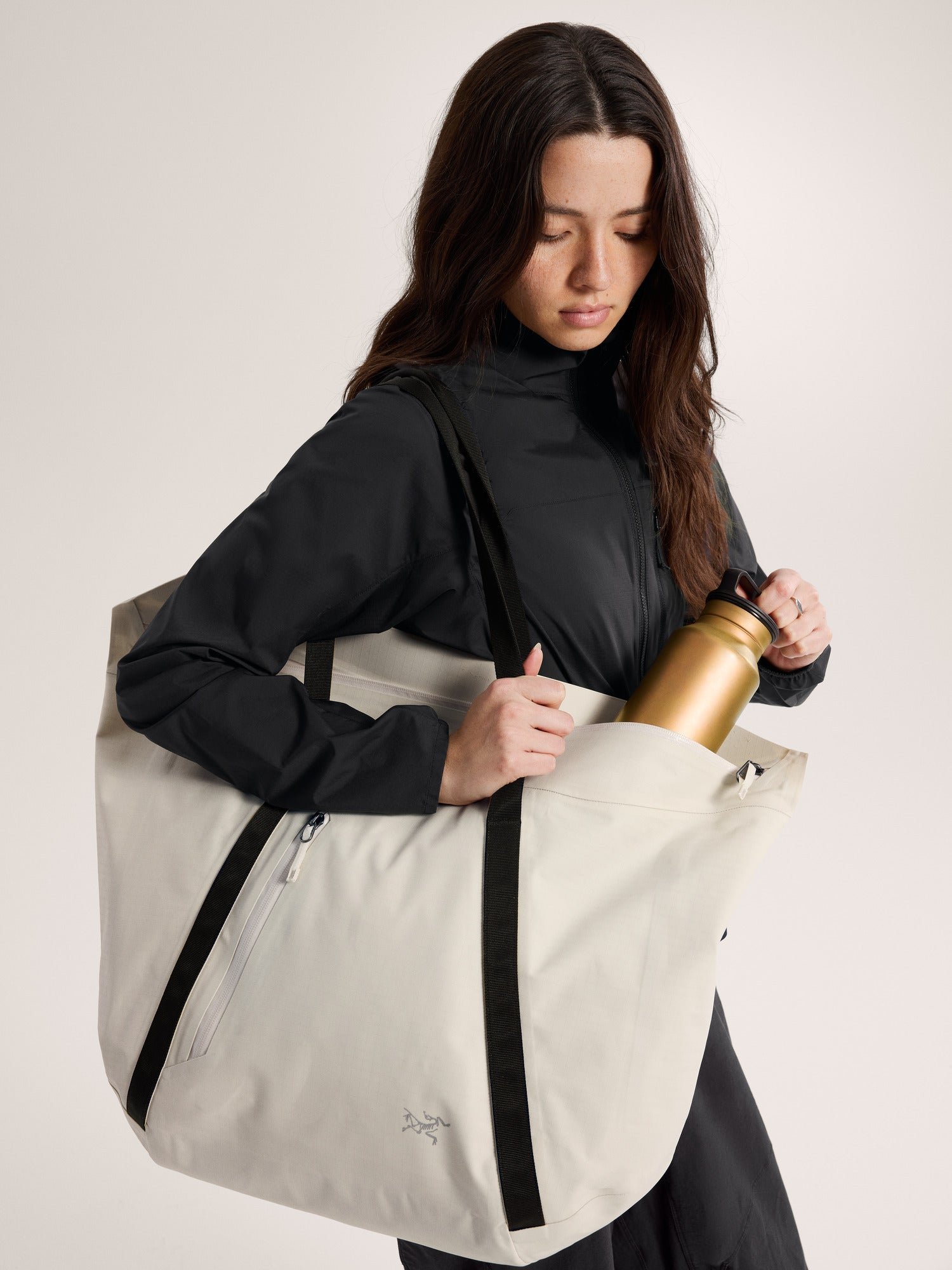 Alternative view of Granville 30 Carryall Bag